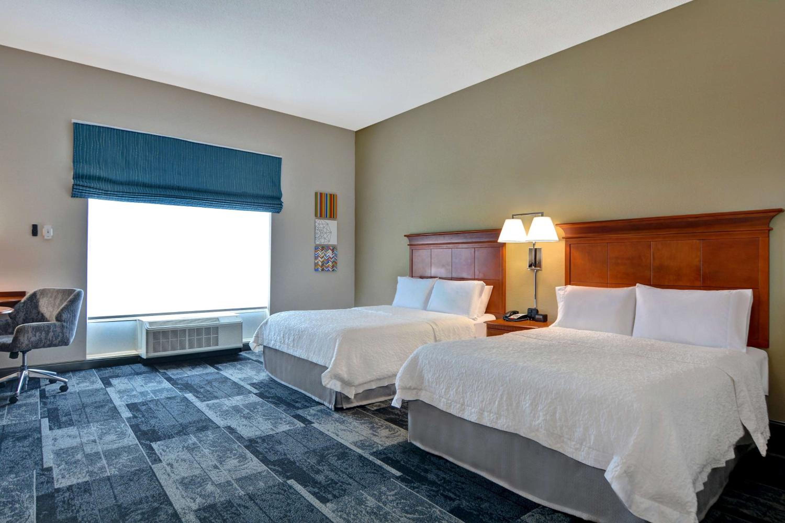 Room with Two Queen Beds - Non-Smoking - Photo 1