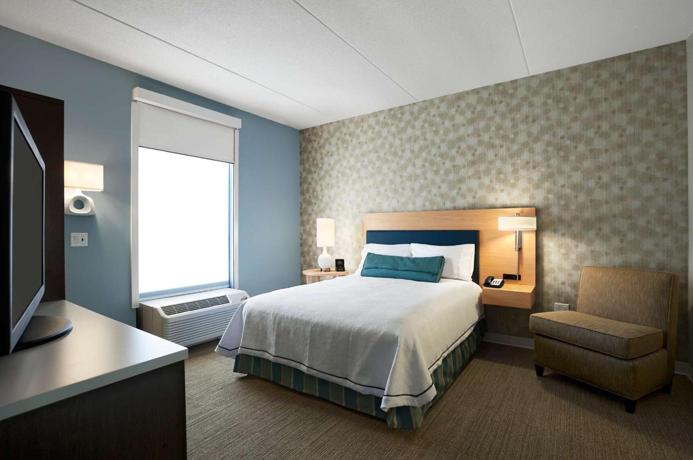 One-Bedroom King Suite