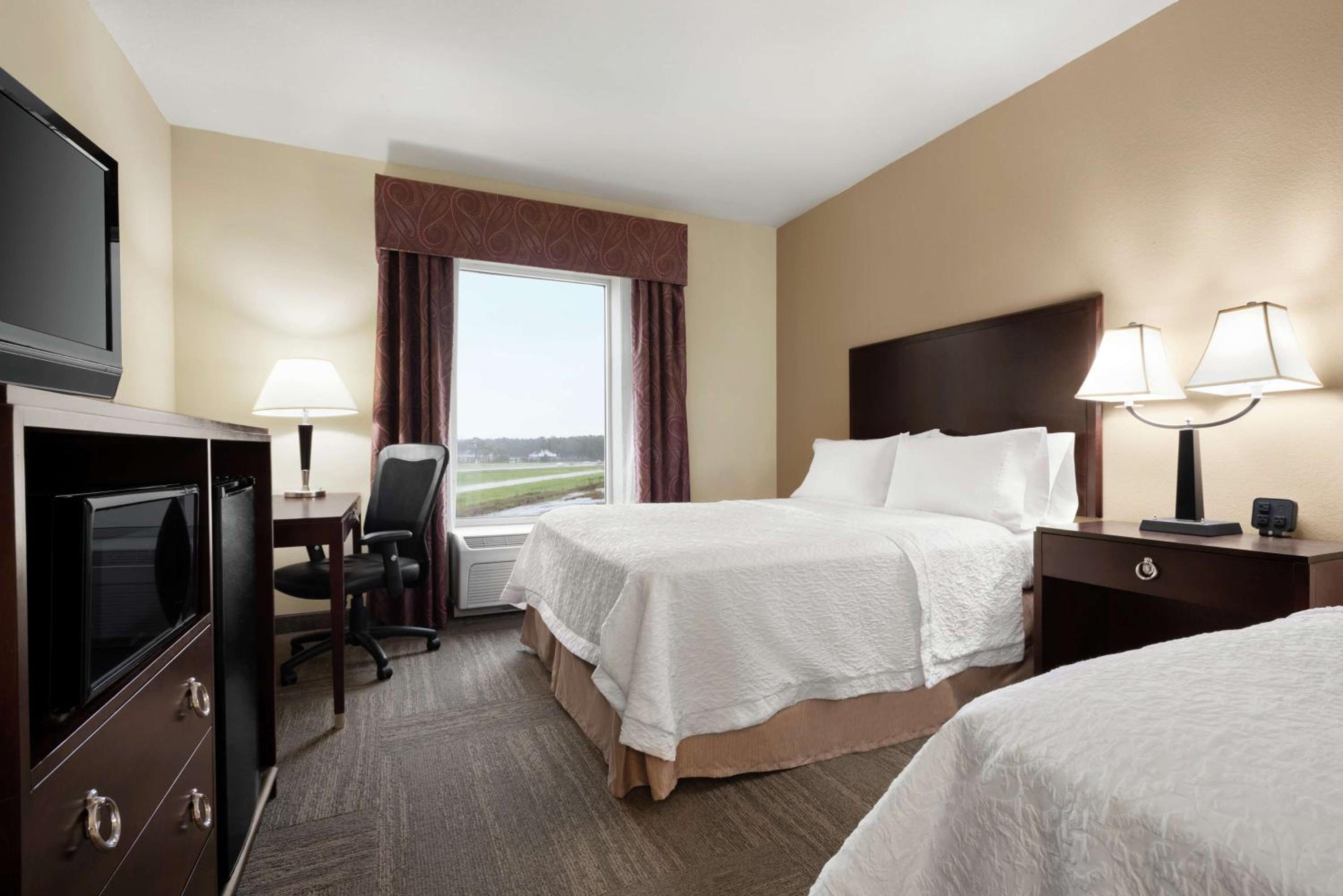 Room with Two Queen Beds - Non-Smoking - Photo 1