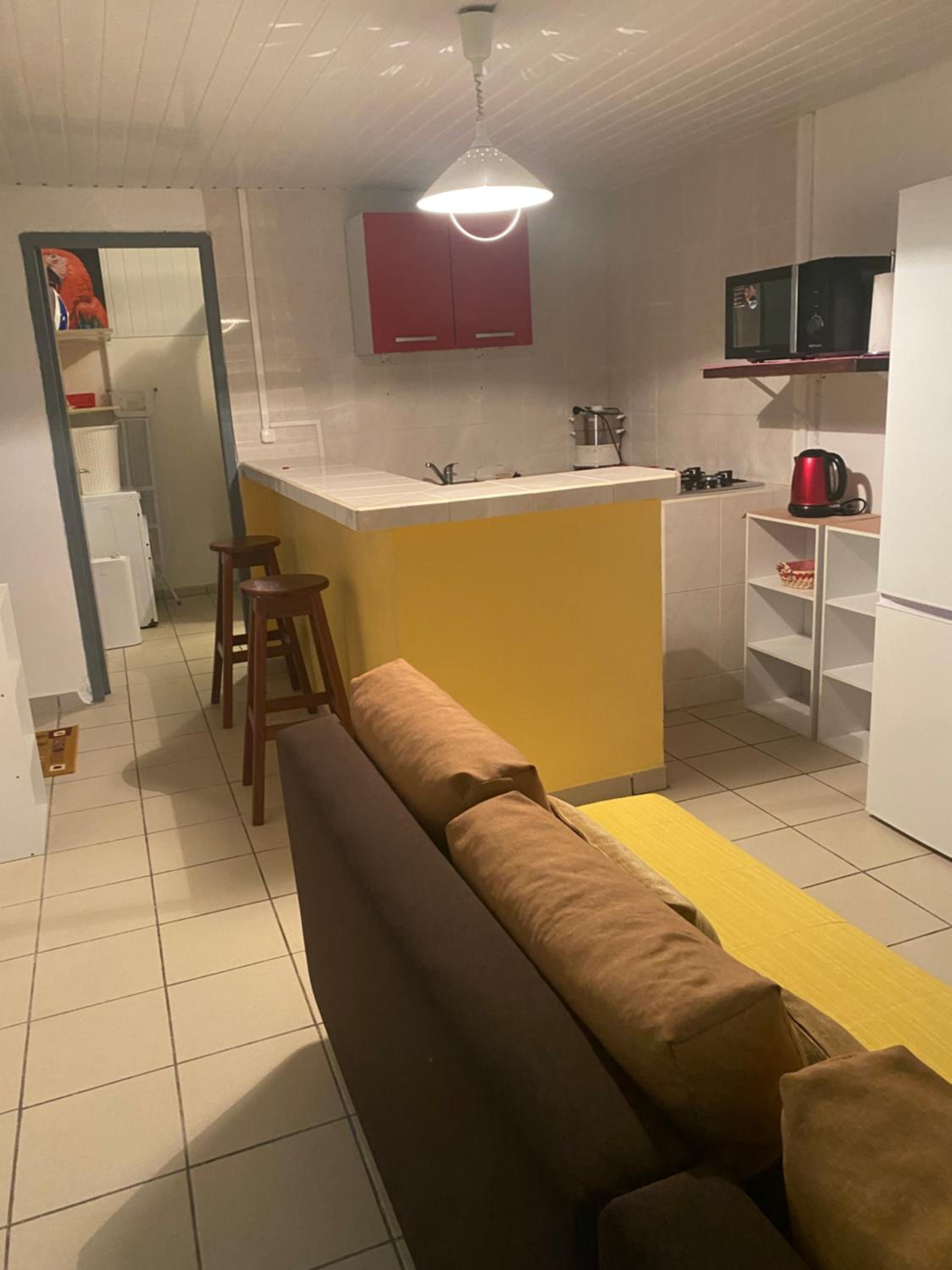 One-Bedroom Apartment