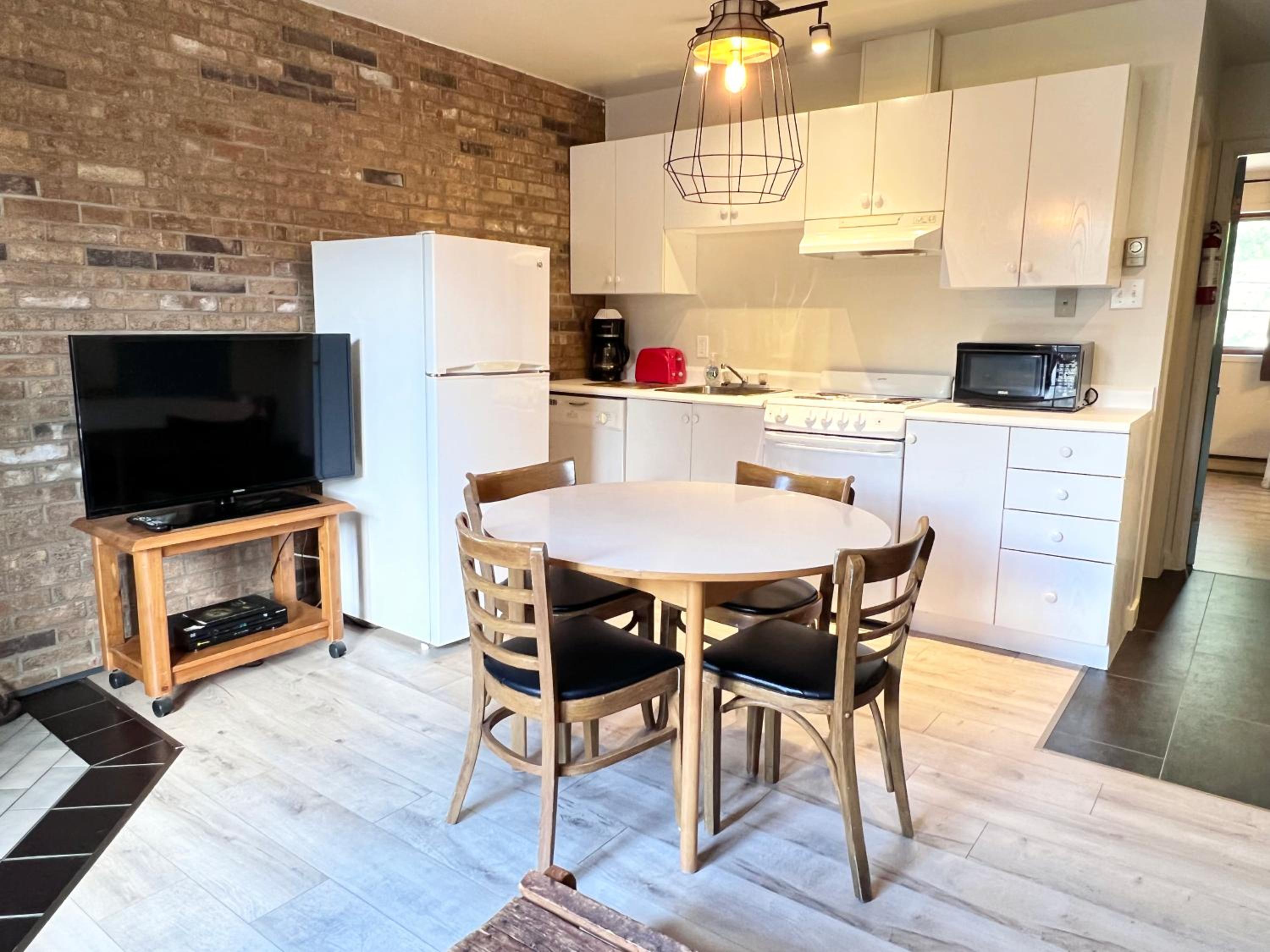Superior One-Bedroom Apartment