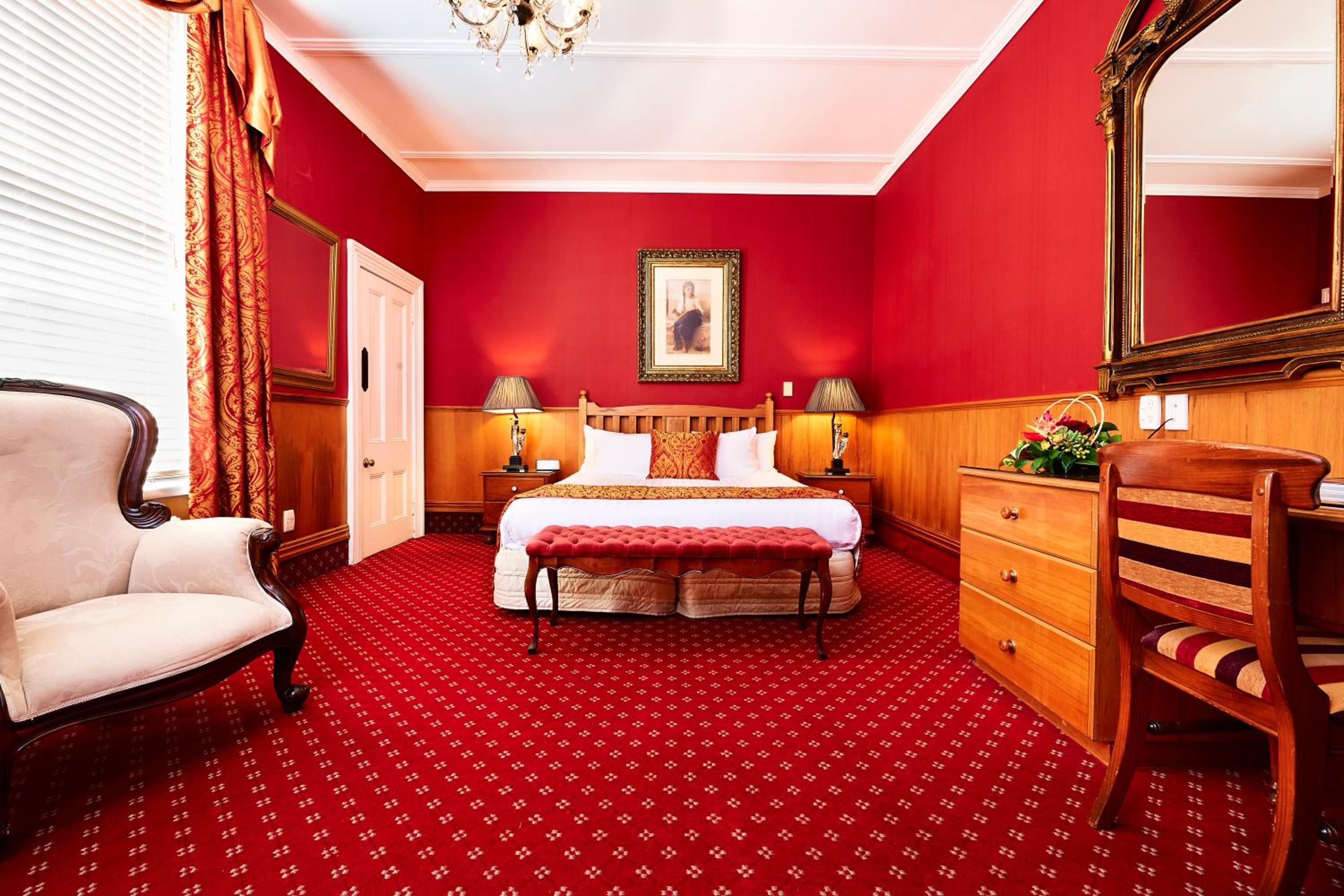 Designer Room thumbnail 5