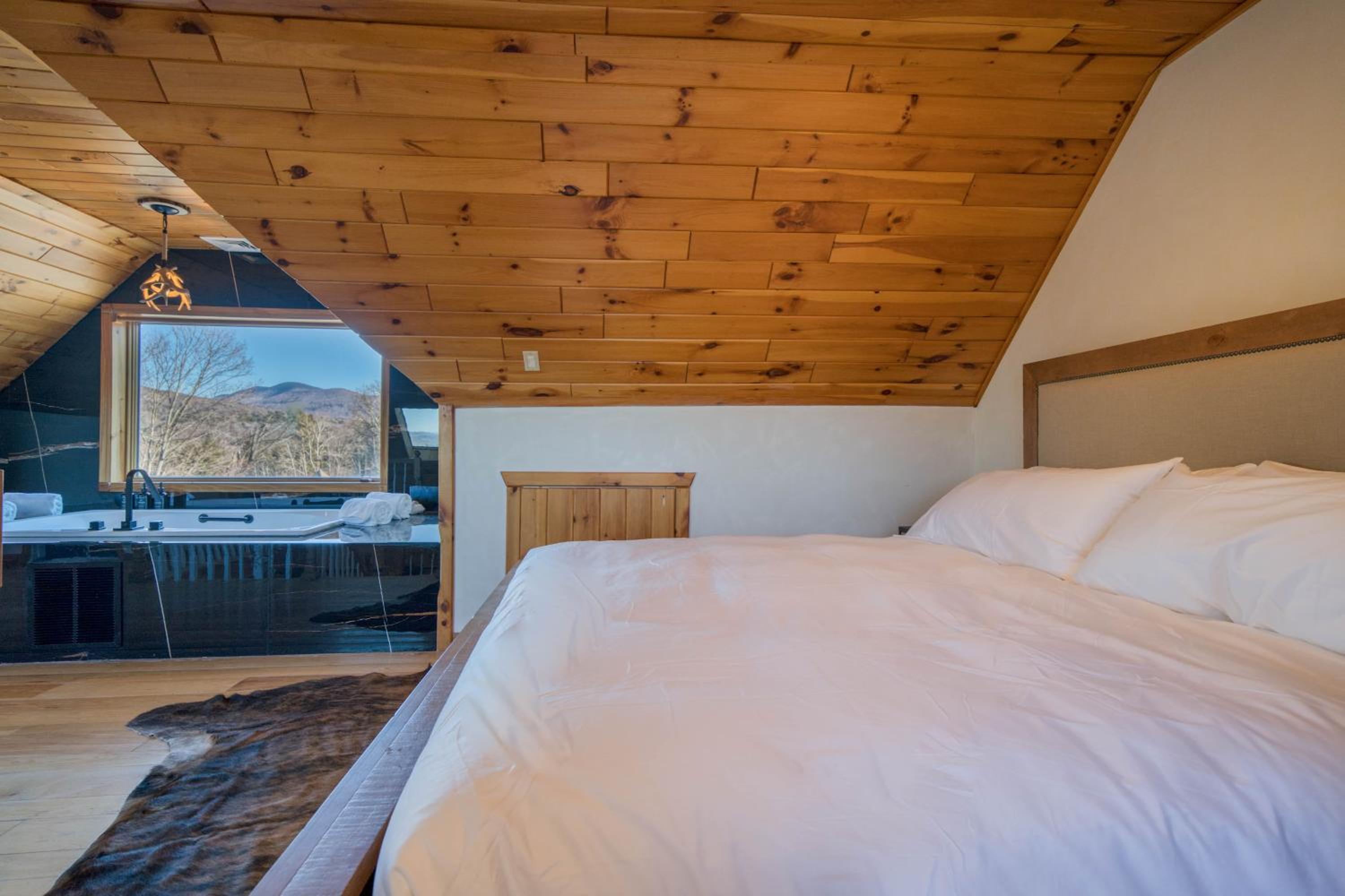Superior King Suite