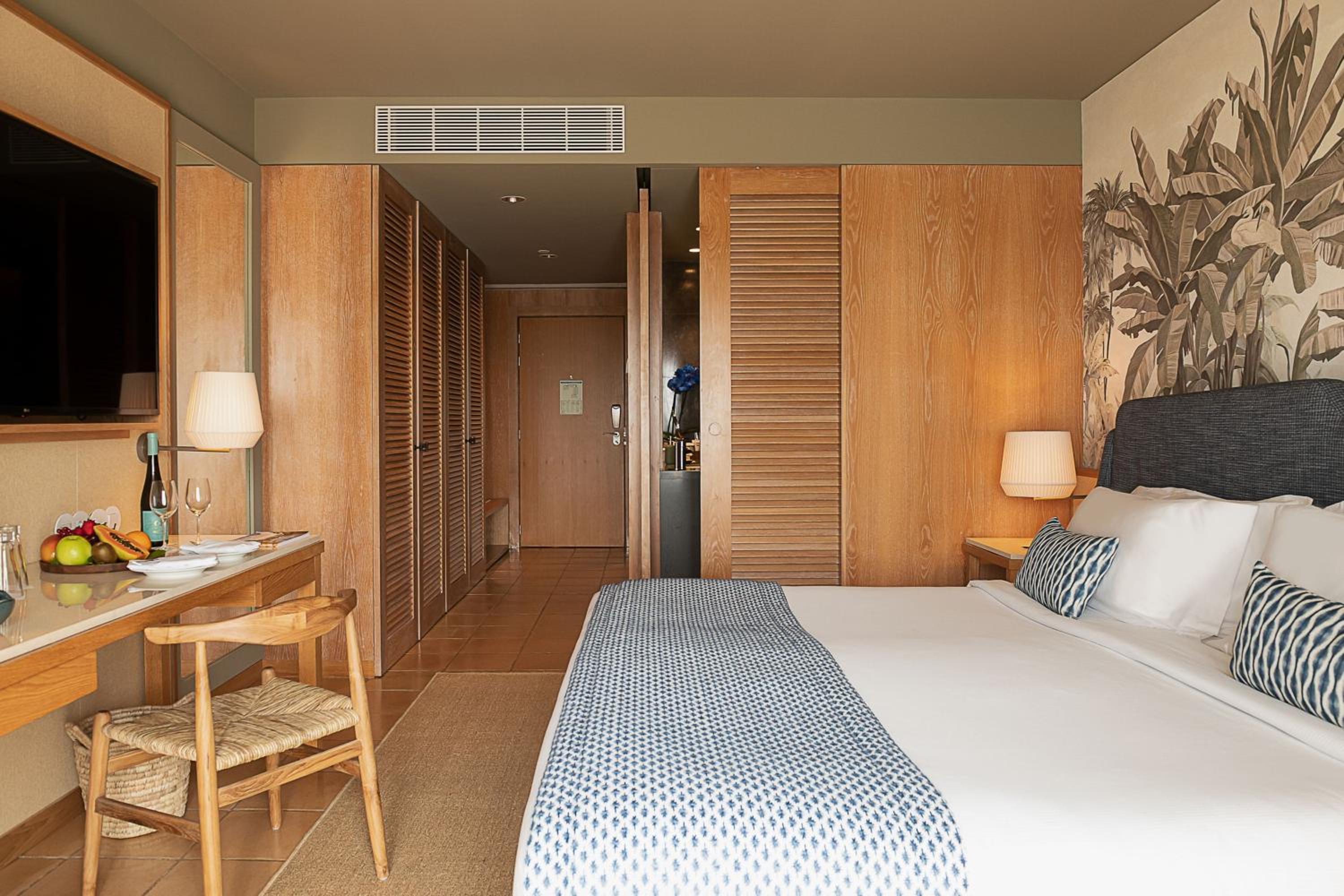 Inland Retreat - Photo 8