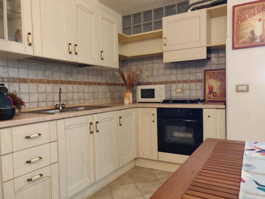 Two-Bedroom House photo 3