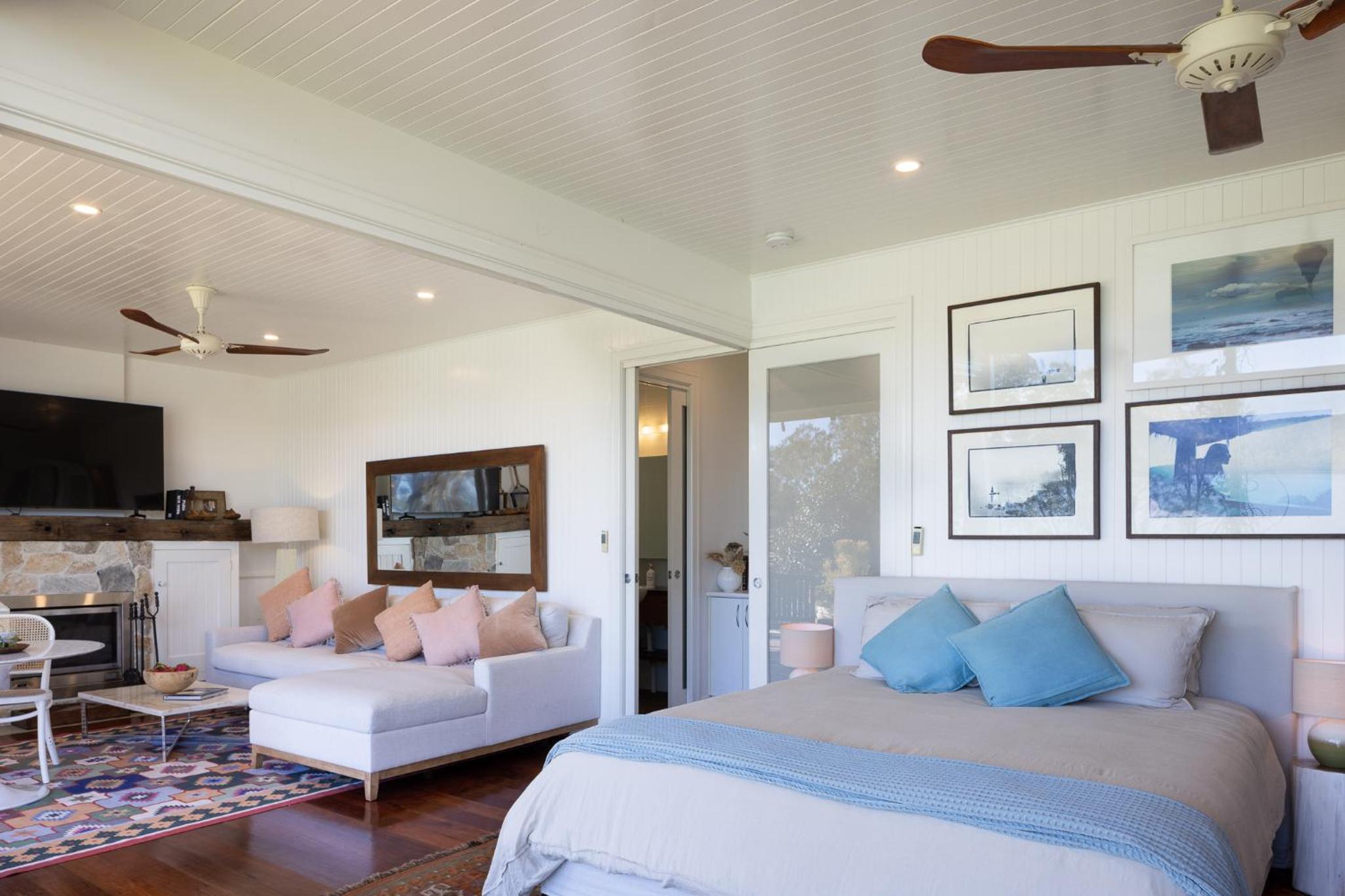 Seven-Bedroom House photo 1