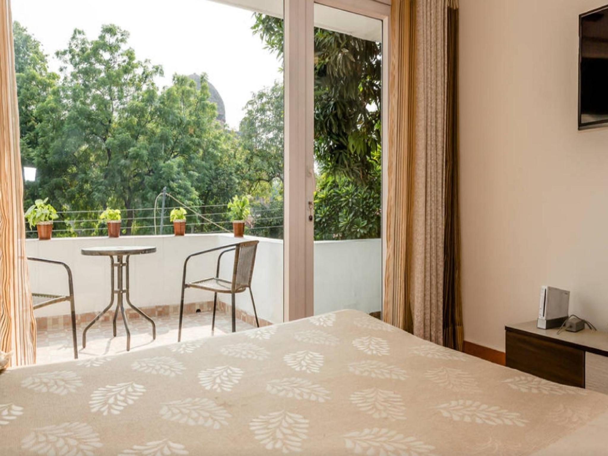Studio with Garden View - Photo 4