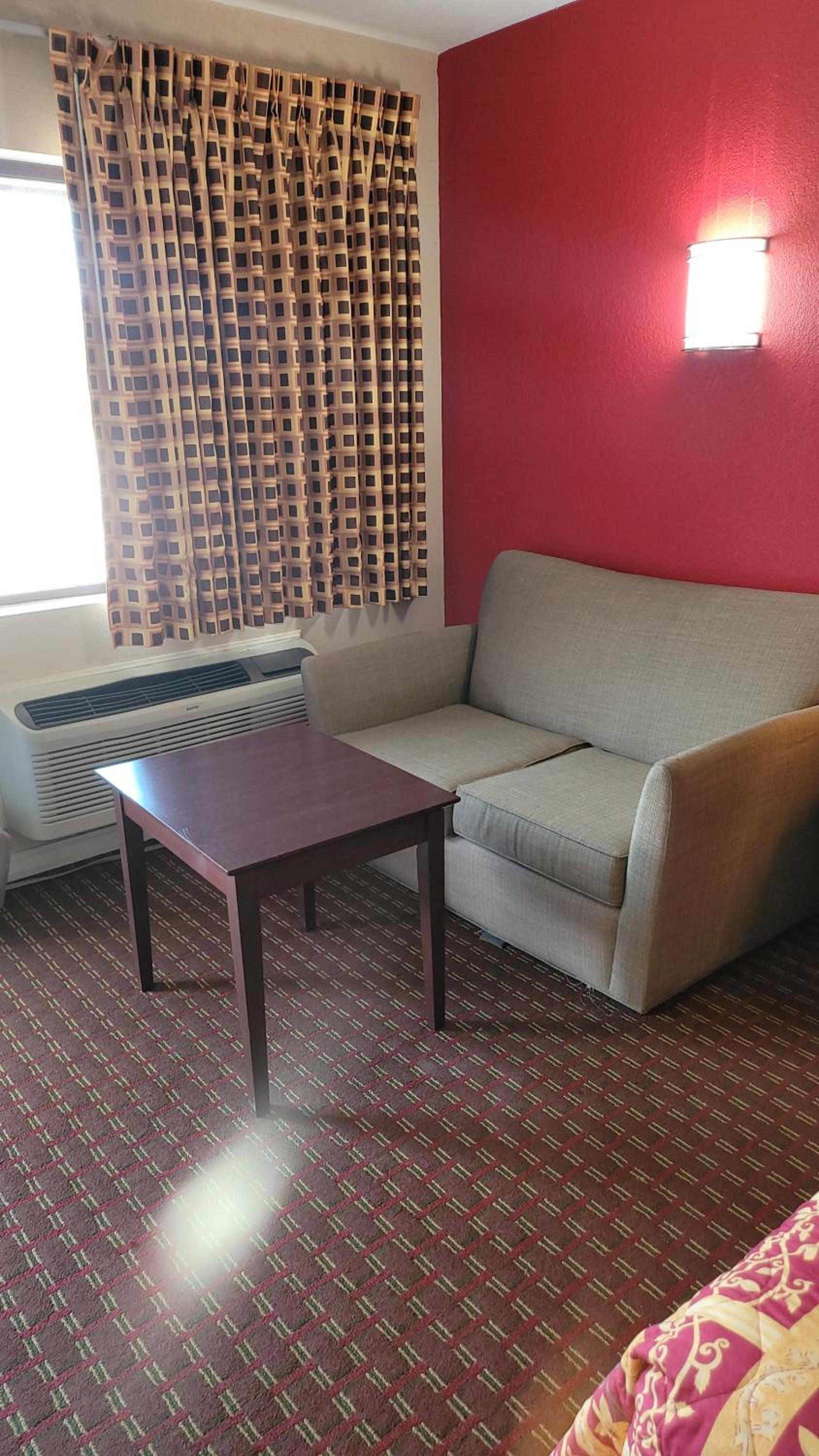 Budget Single Room photo 2