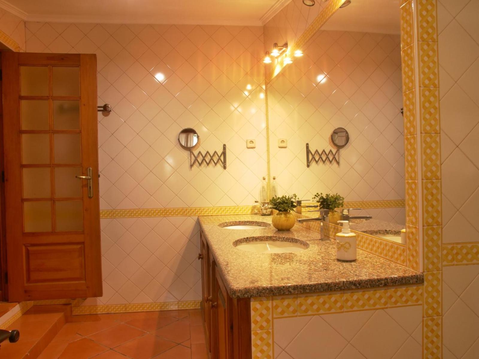 Family Room with Terrace photo 2
