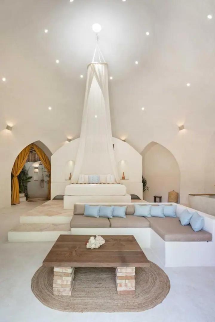 Suite with Private Pool photo 1