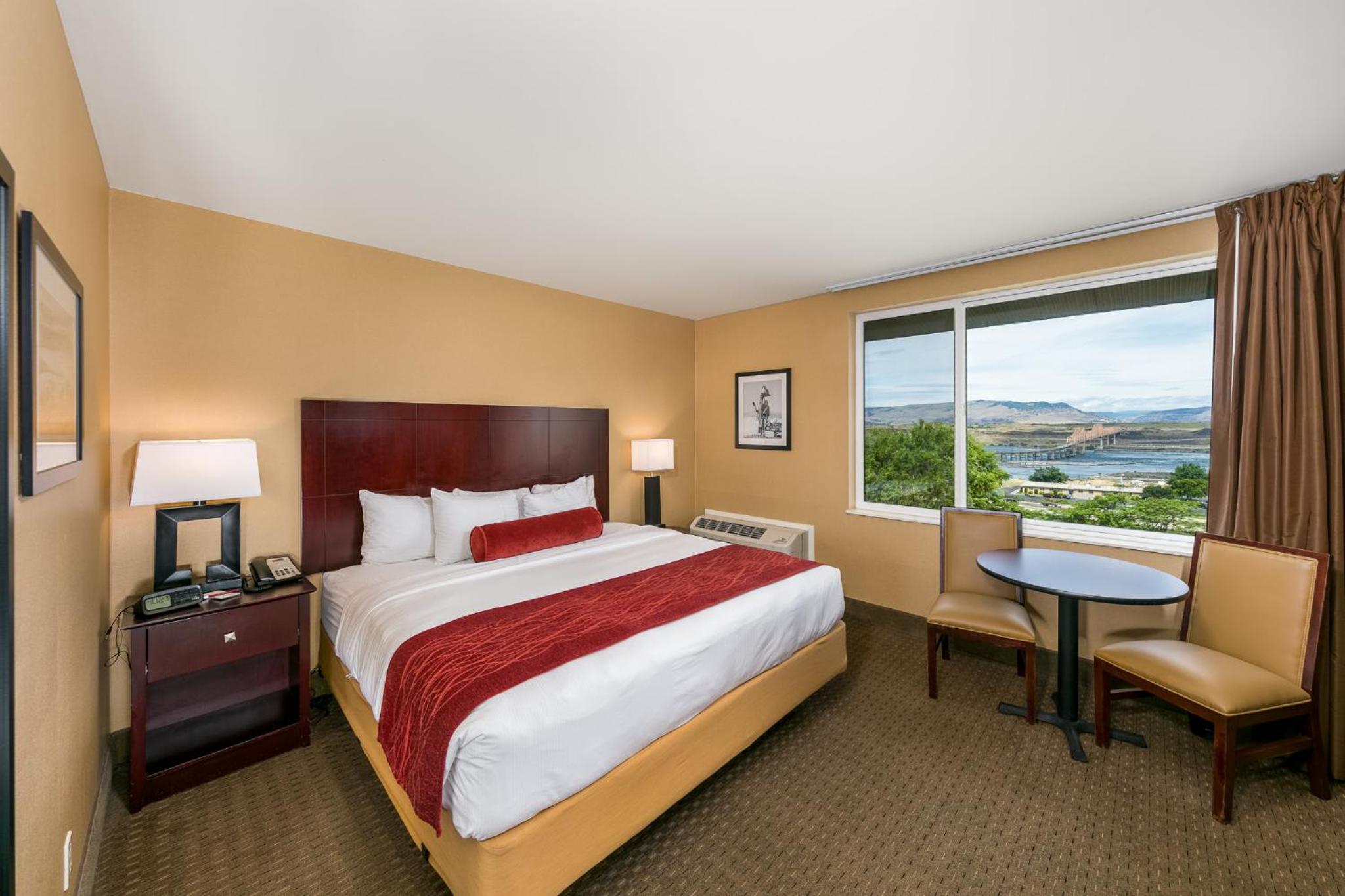 Standard King Room - Photo 1
