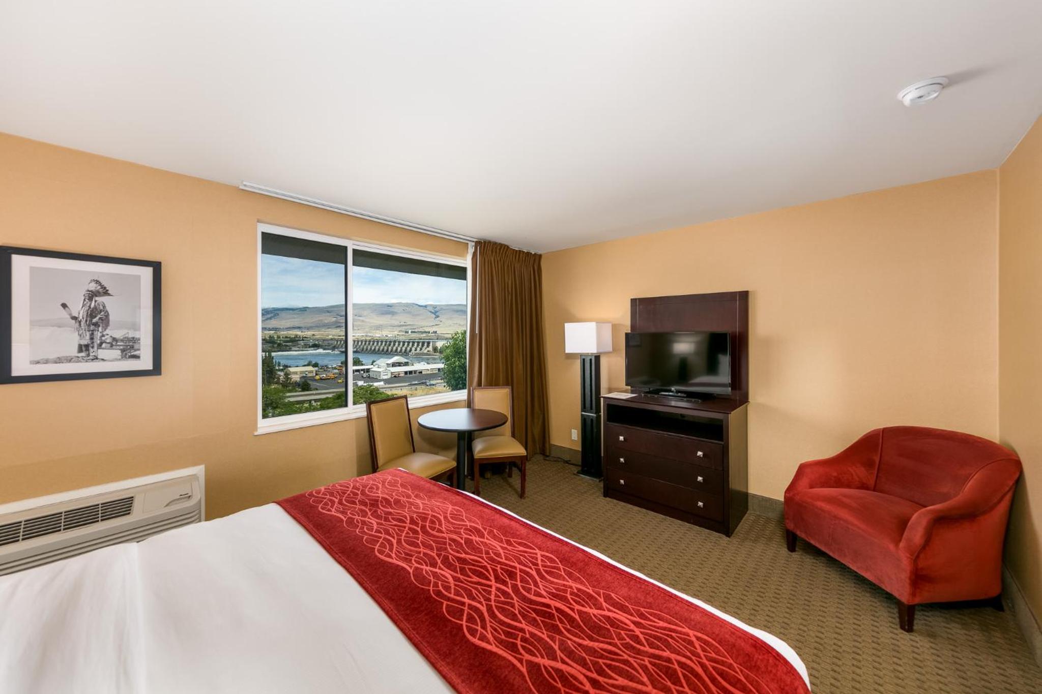 Standard King Room - Photo 3