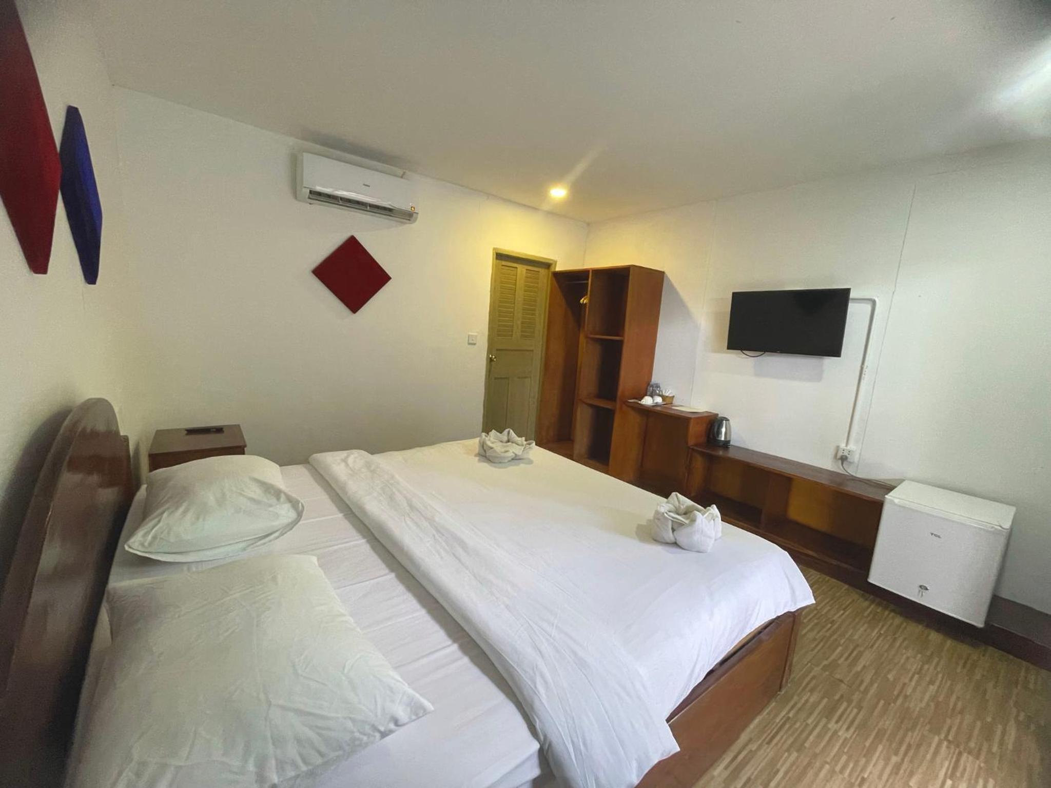 Standard Double Room - Photo 3