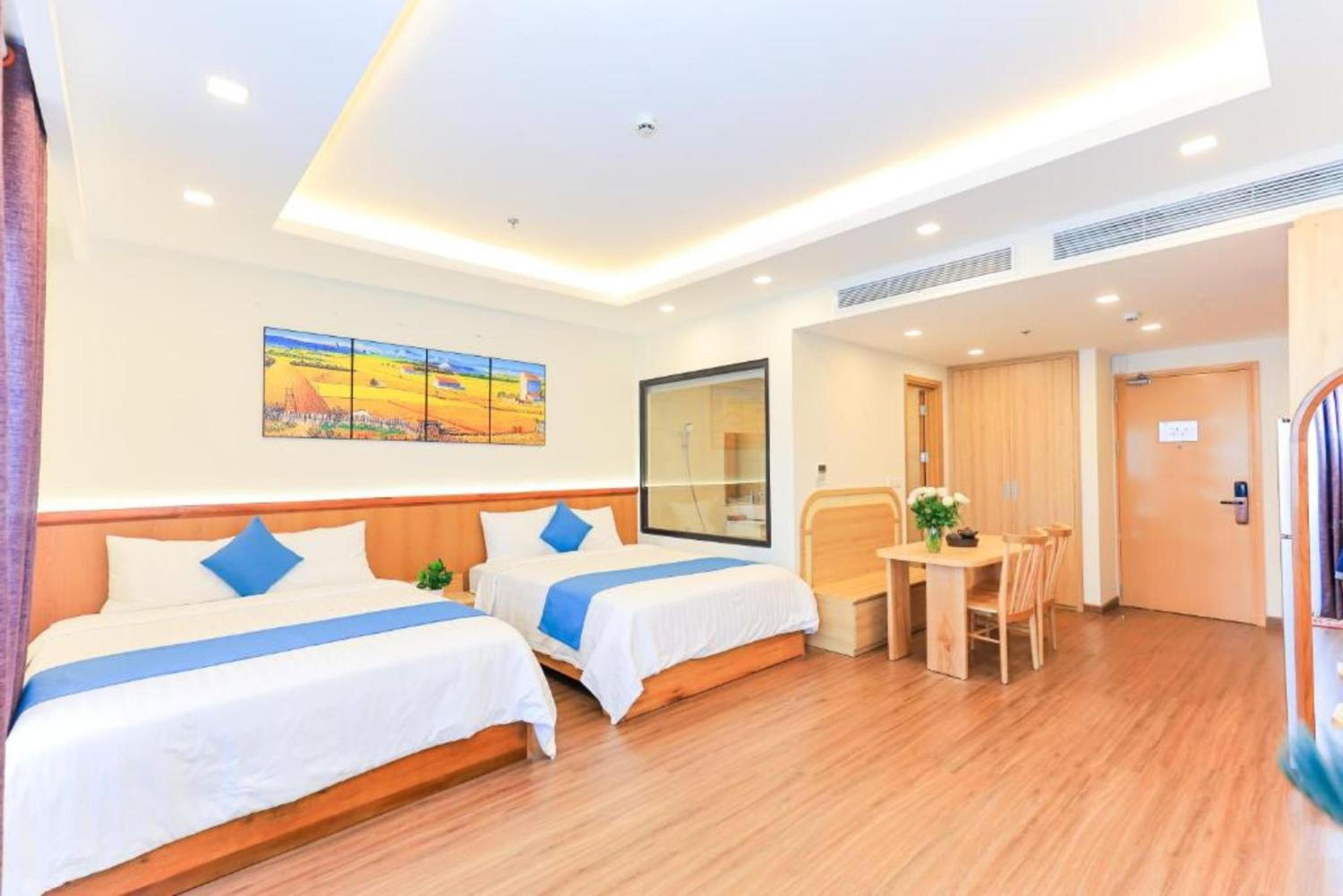 Two-Bedroom Apartment - Photo 17