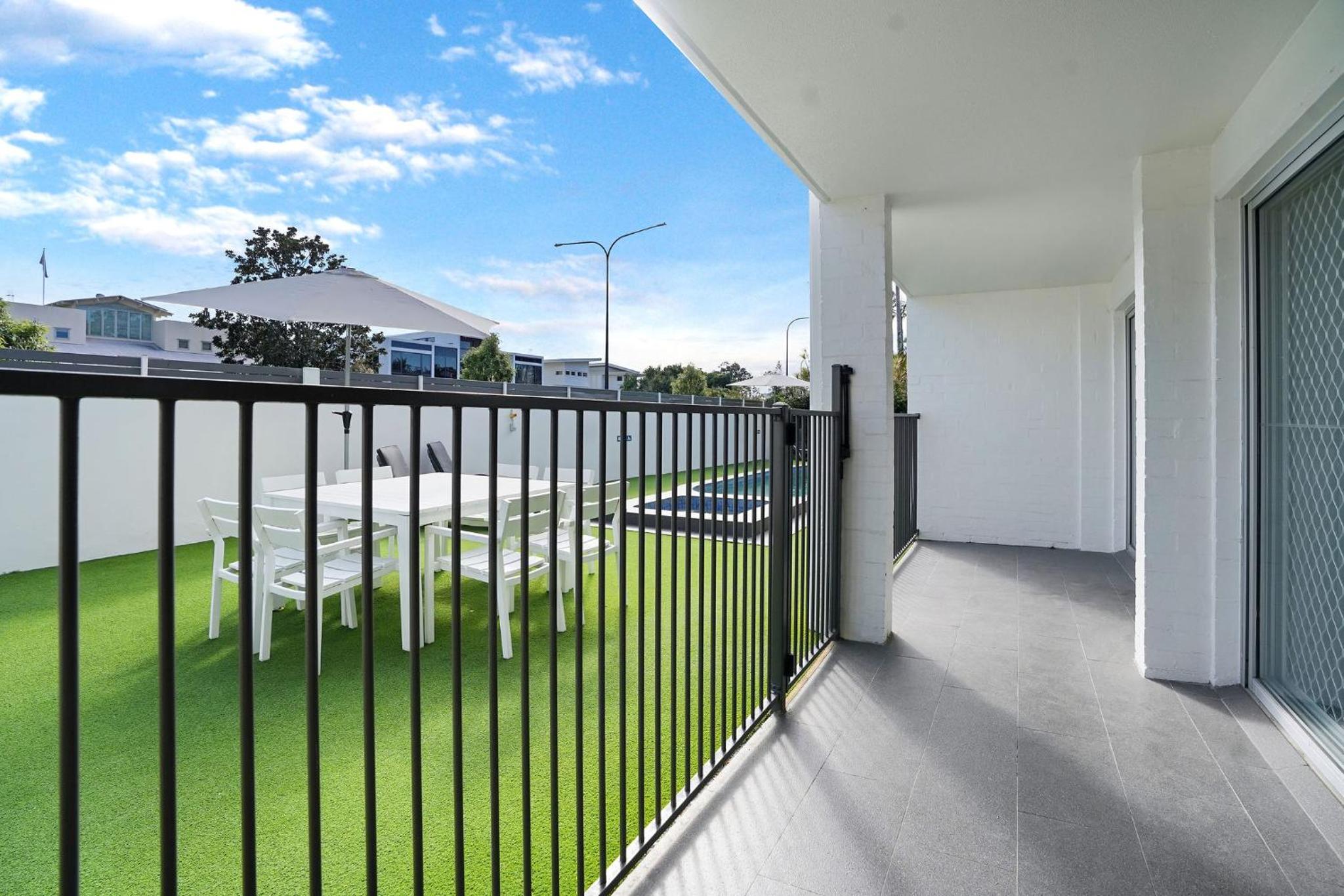 One Bedroom Premium Apartment photo 2