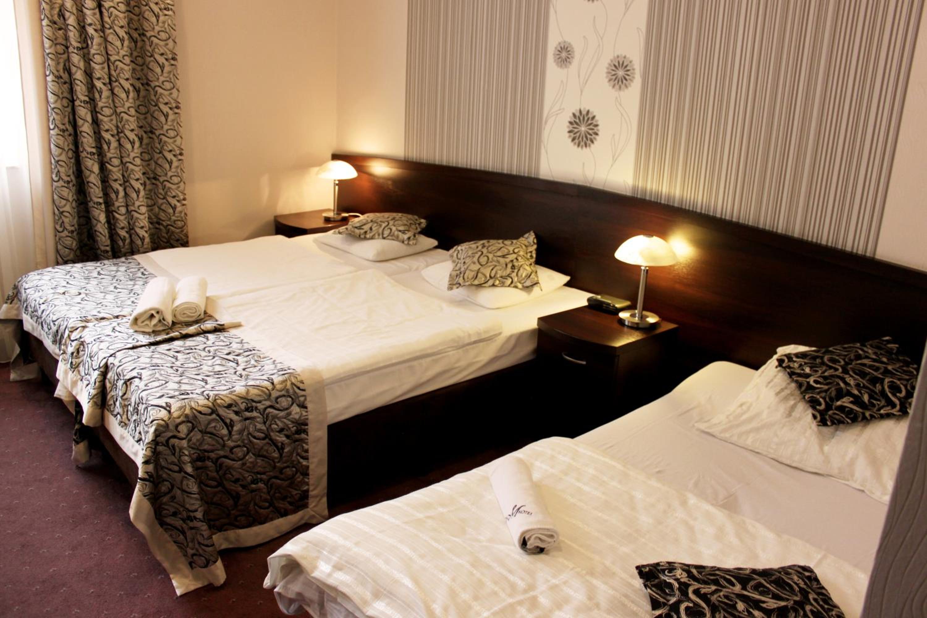 Classic Triple Room
