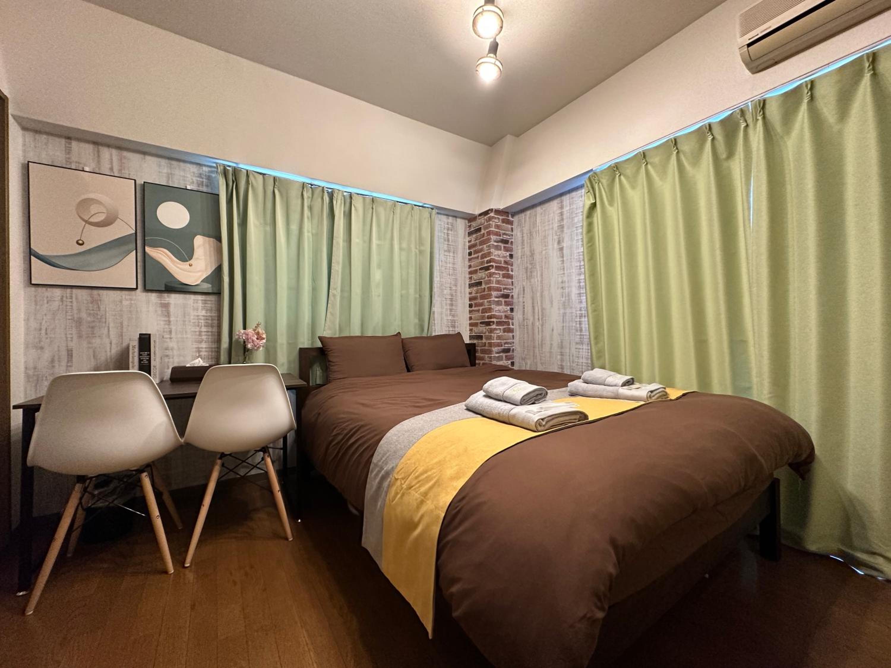One-Bedroom Apartment