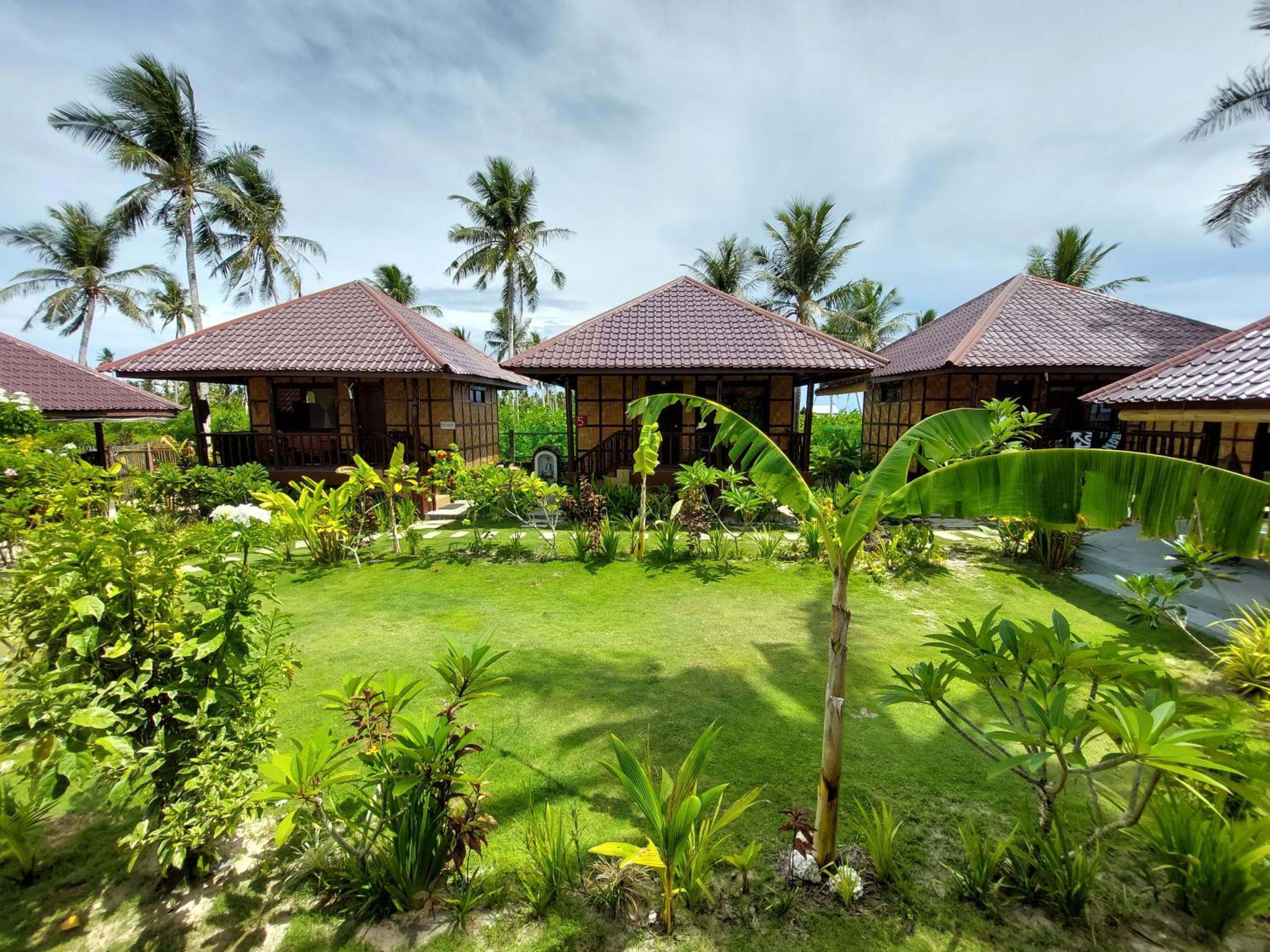 Deluxe Bungalow with Sea View - Photo 15
