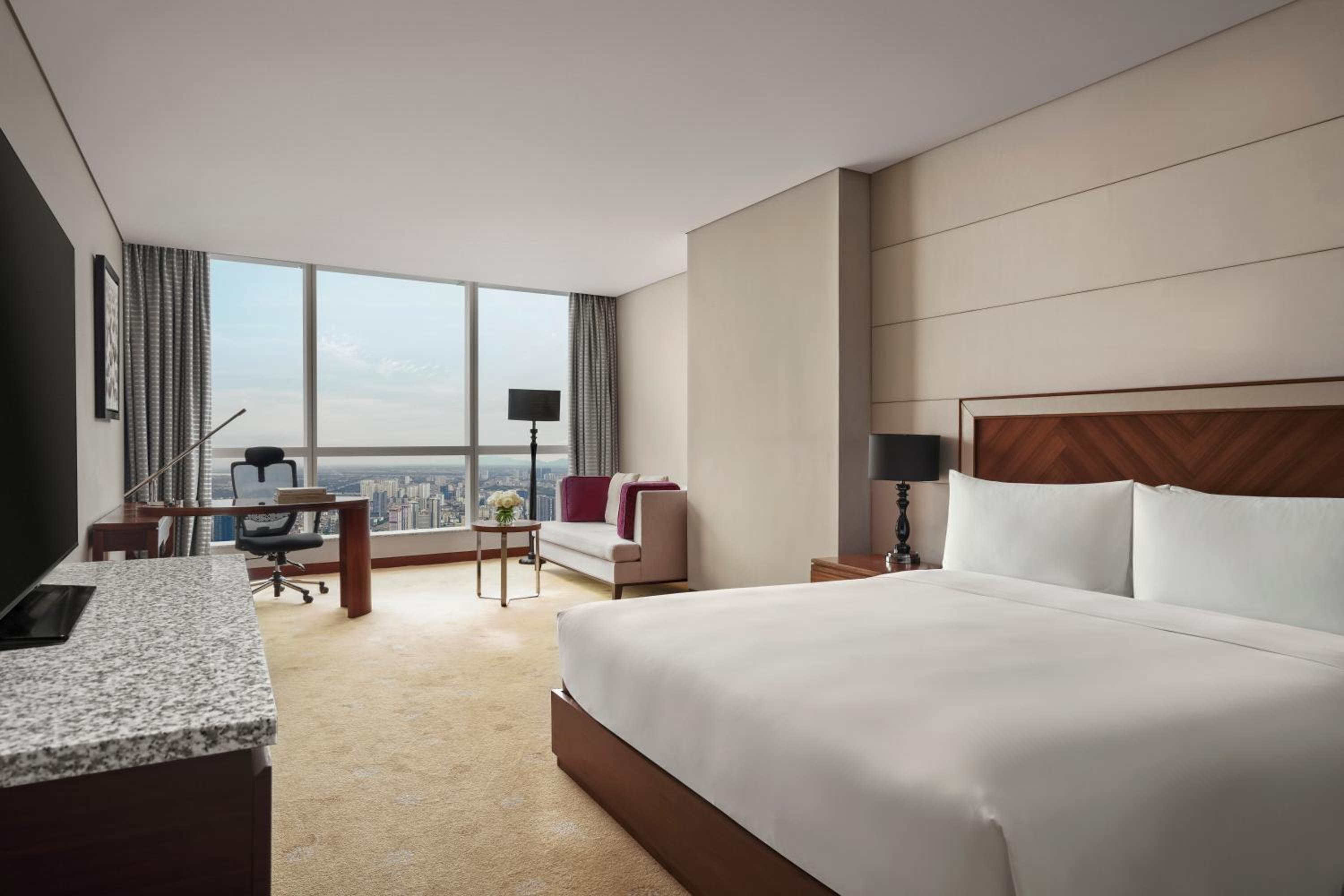 Premium King Room