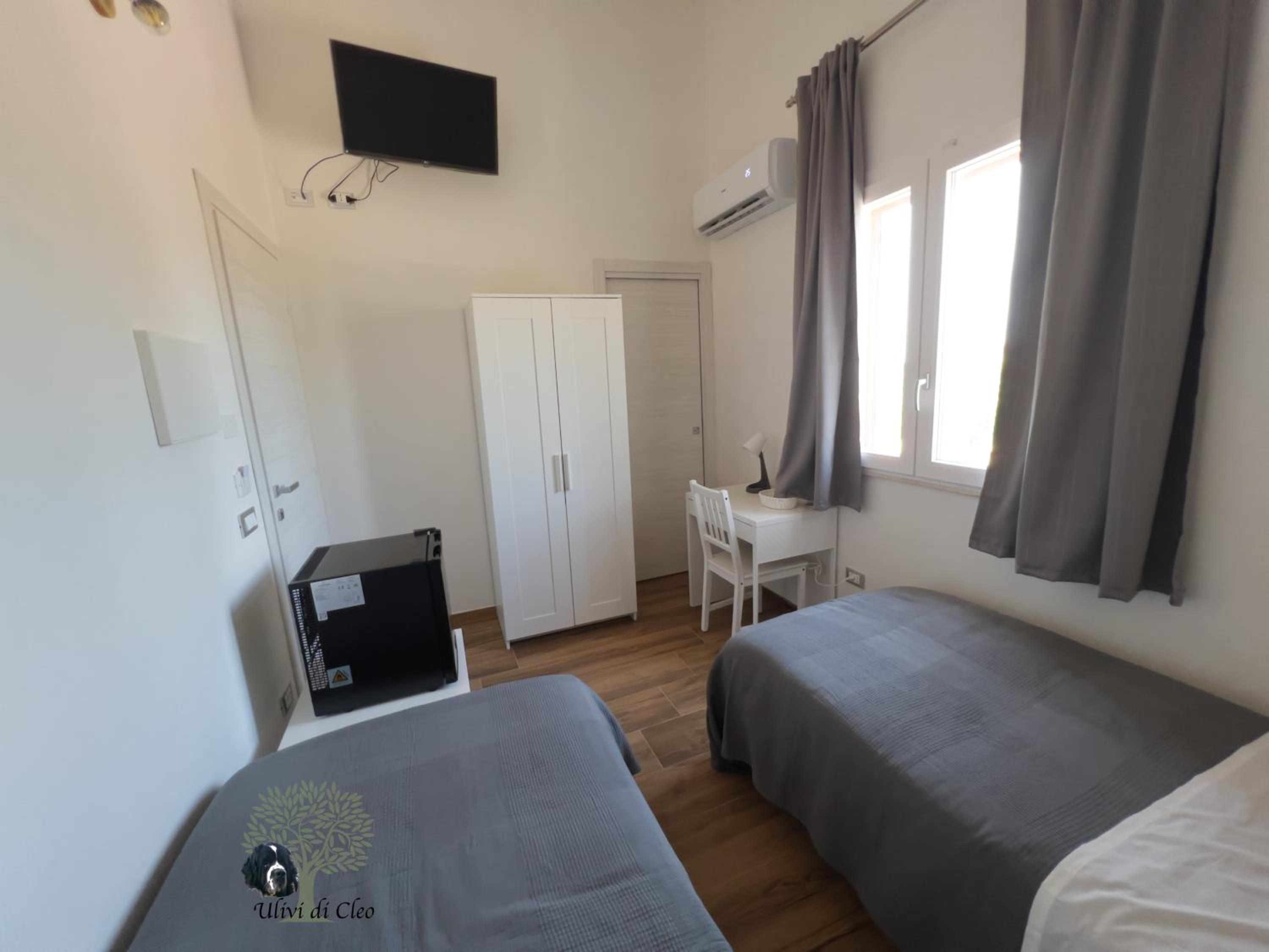 Twin Room with Private Bathroom