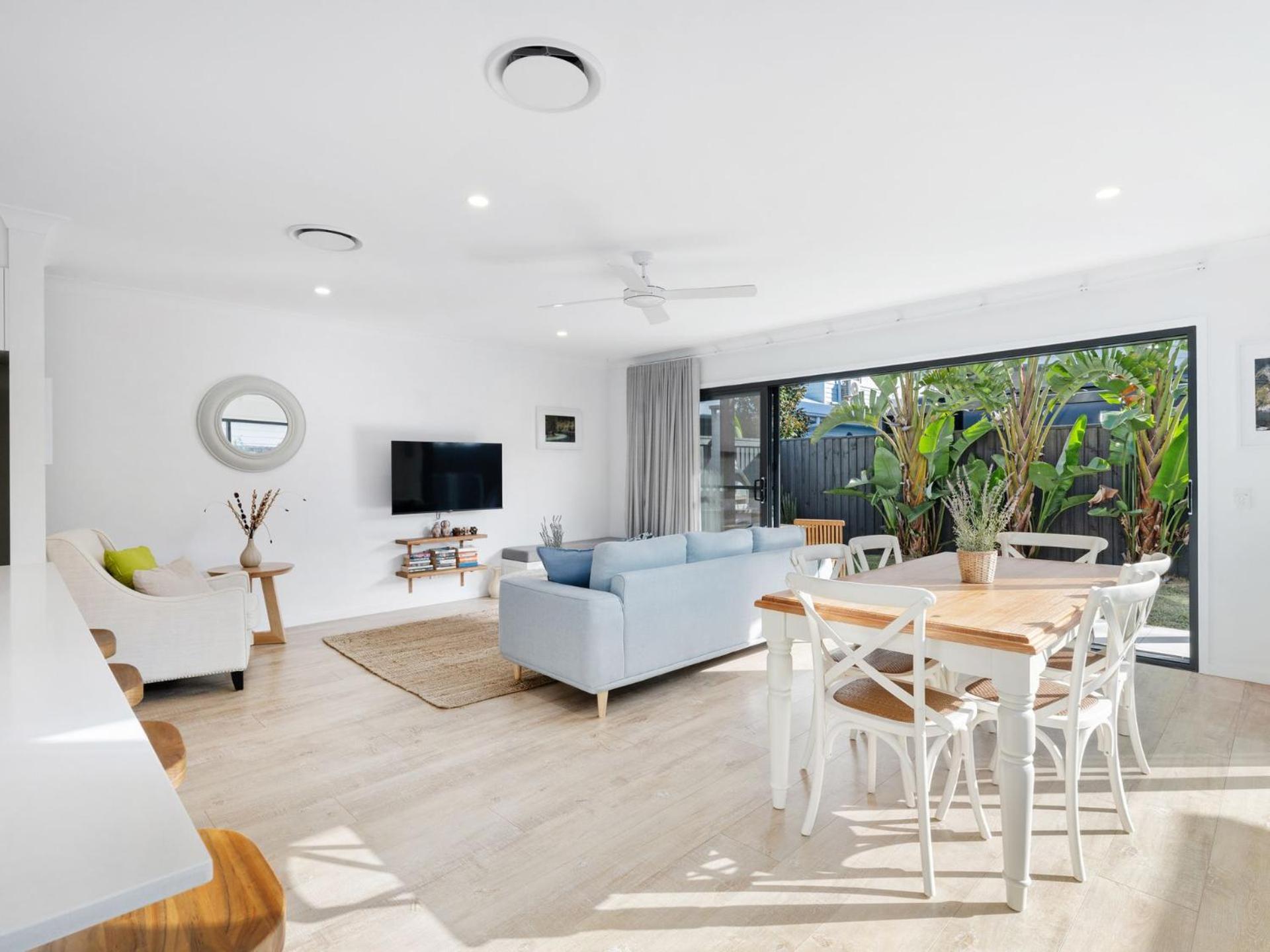 Four-Bedroom House photo 1