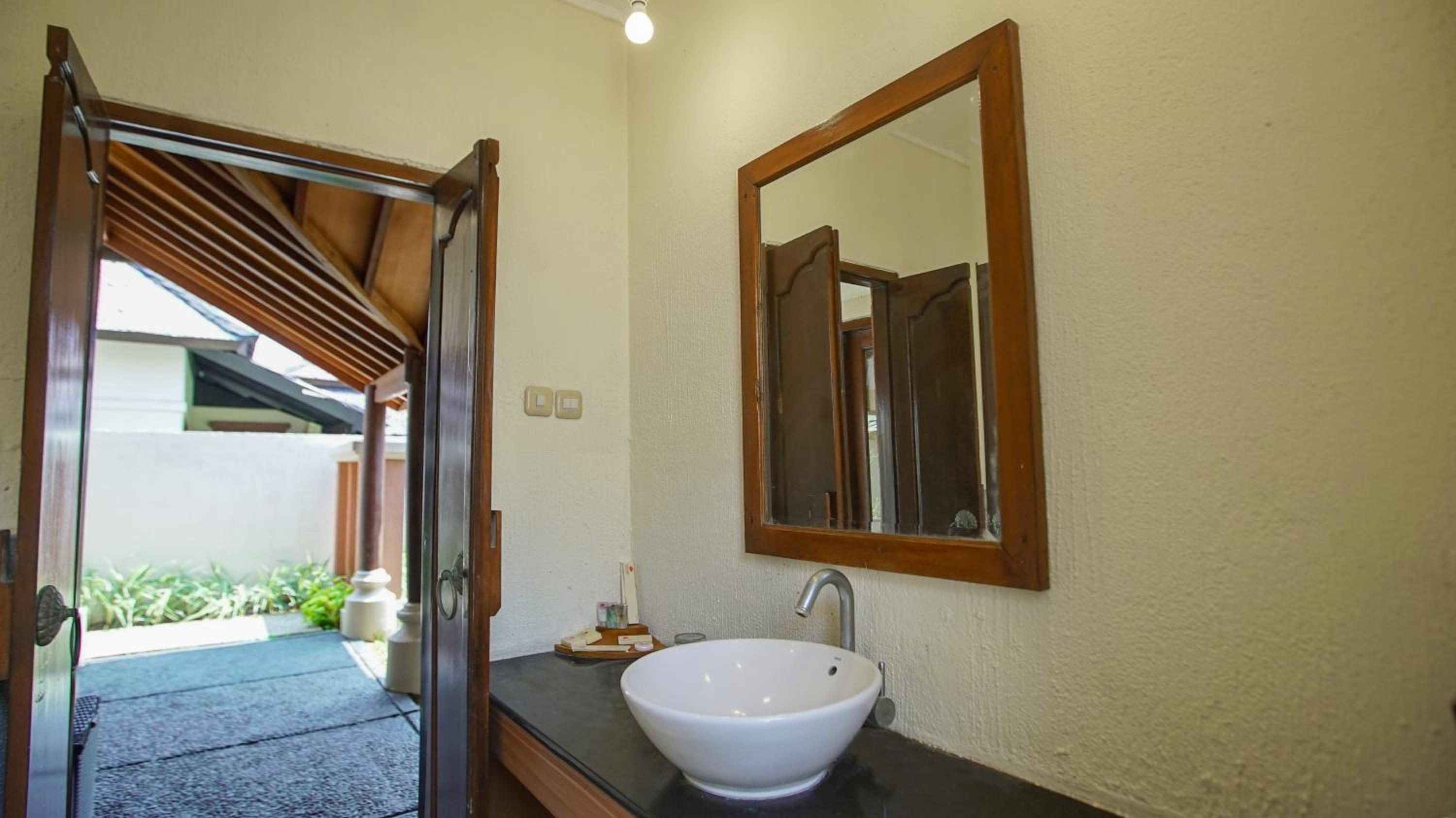 Two-Bedroom Villa with Plunge Pool - Photo 2