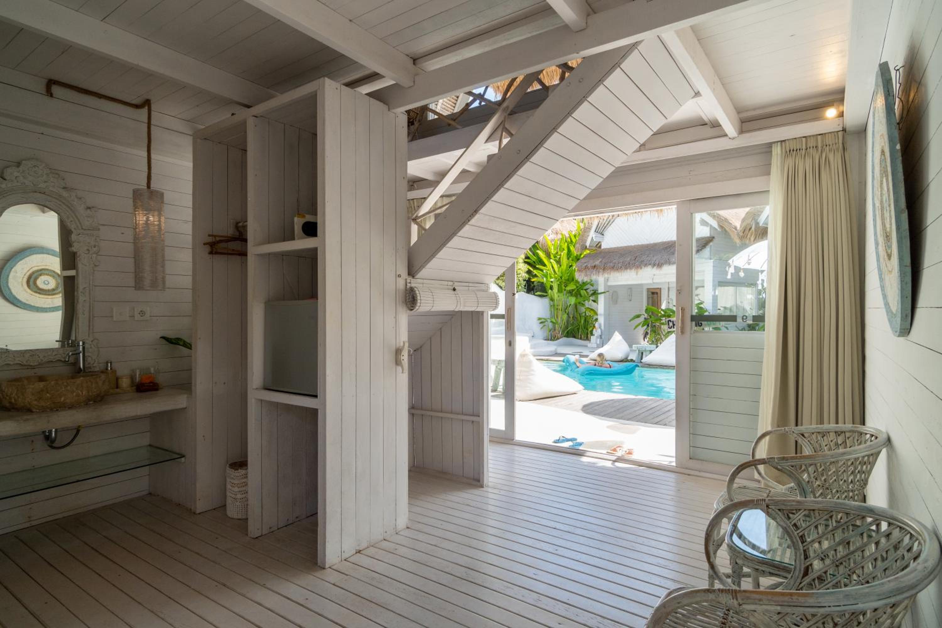 Premier Mezzanine Bungalow  - Photo 3