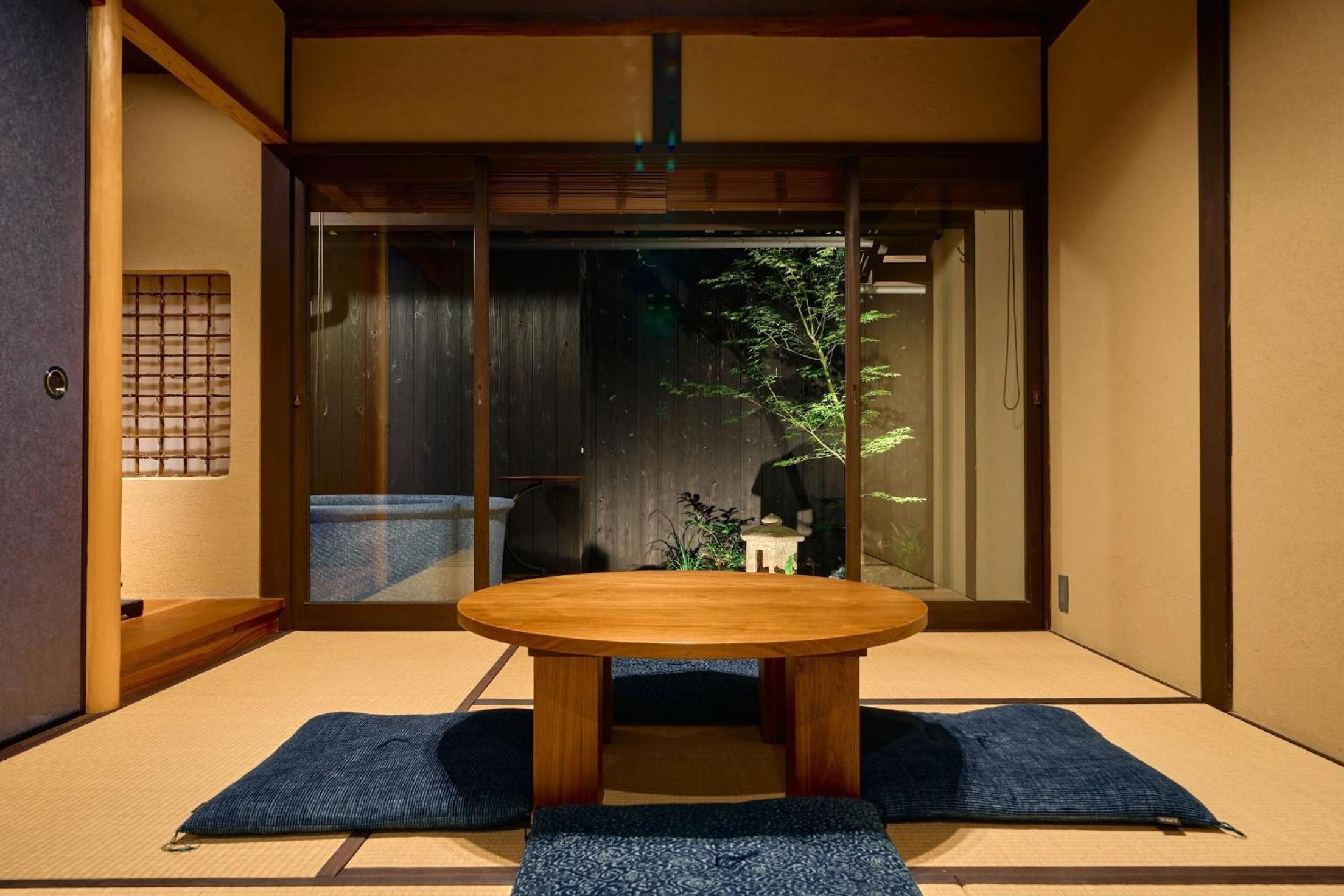 < Biwa > Japanese Style Double-Story House with Private Open-Air Bath & Garden photo 2