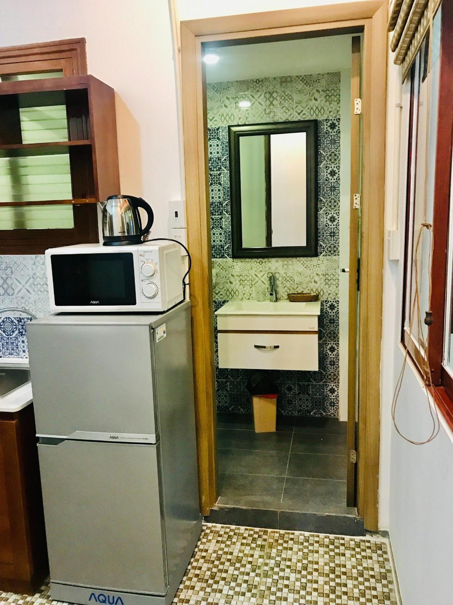 Apartment with Shower photo 3