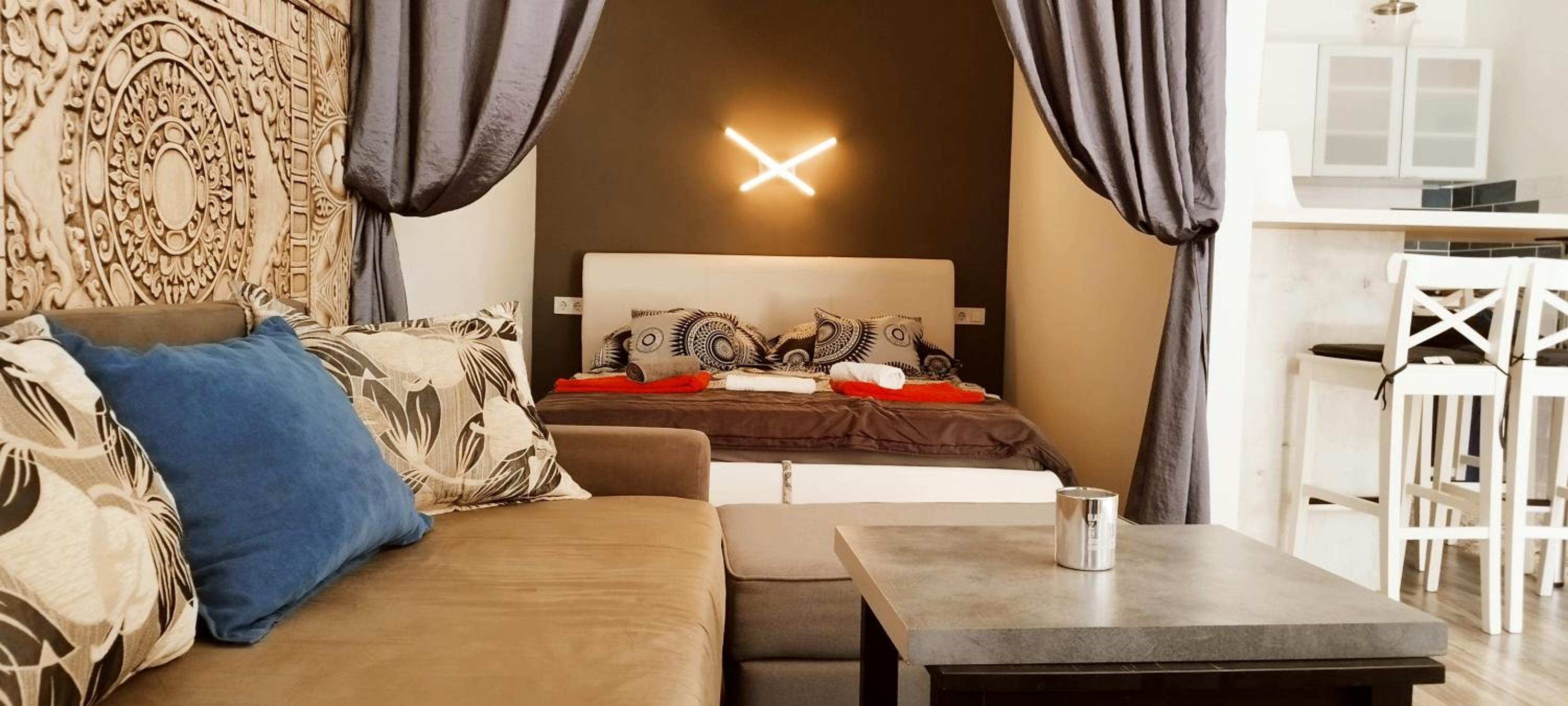 One-Bedroom Apartment - Photo 6