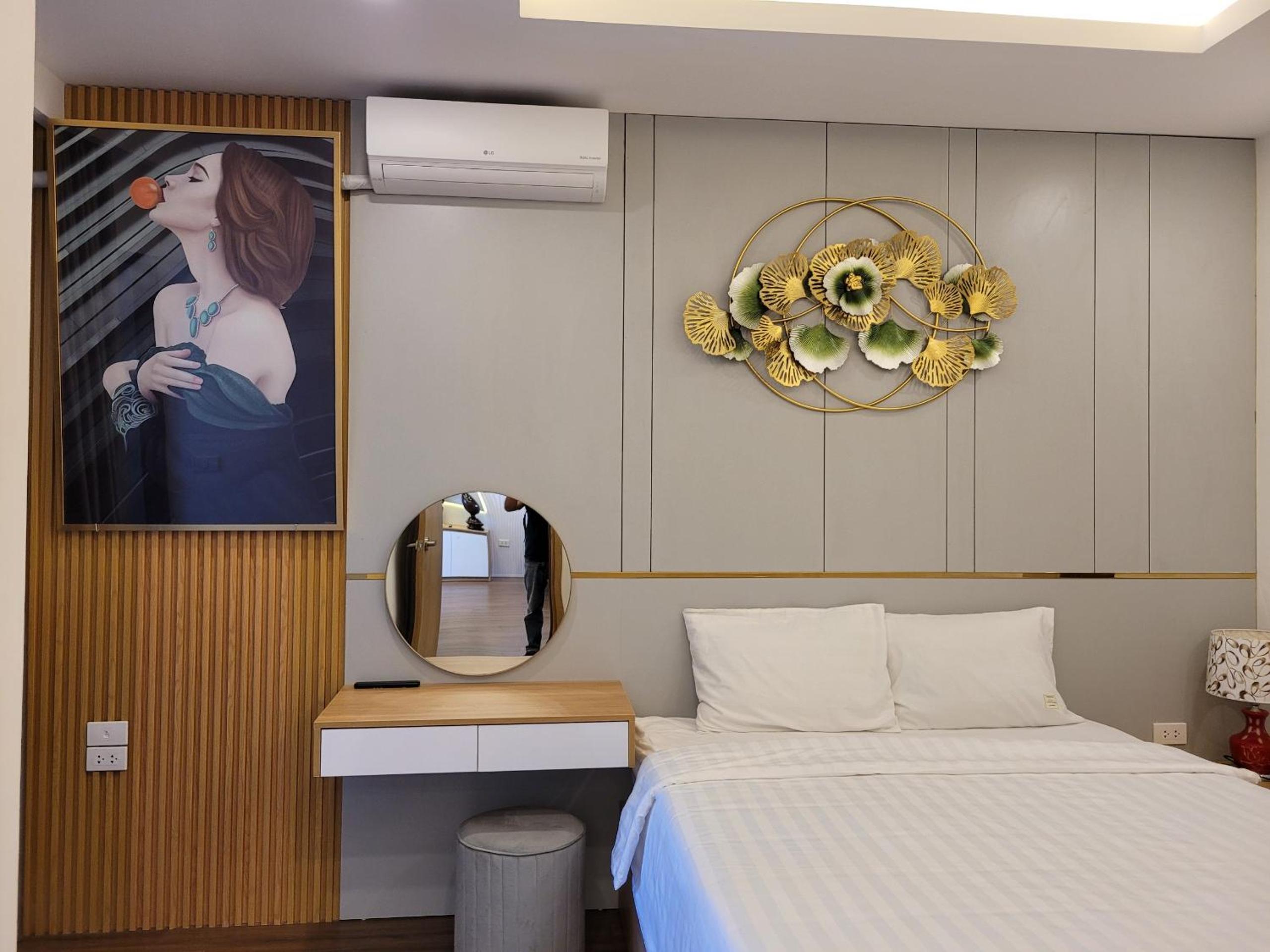 Studio Apartment with Sea View photo 1