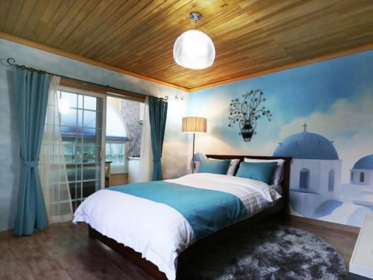 Double Room With Balcony And Sea View