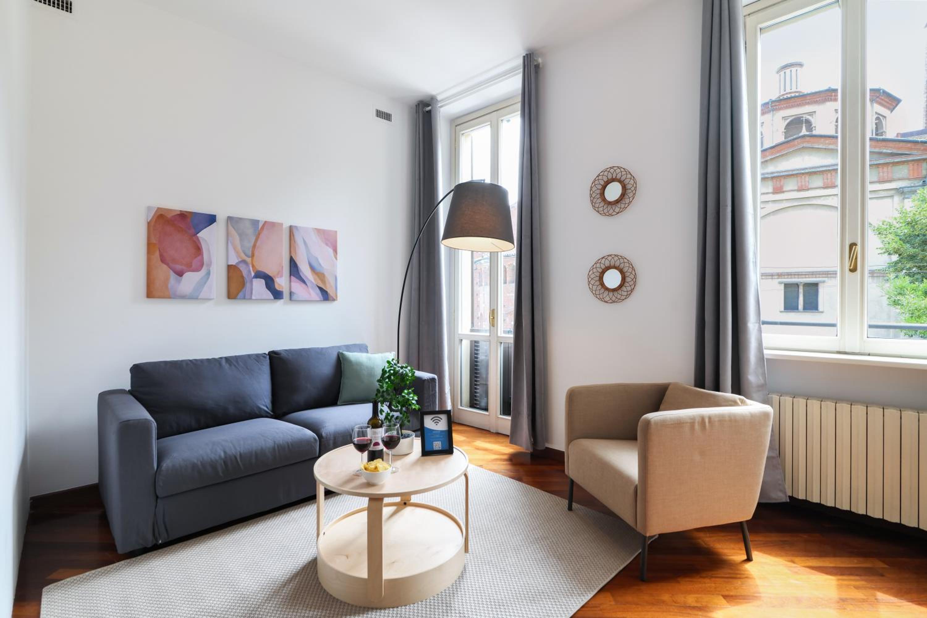 One-Bedroom Apartment