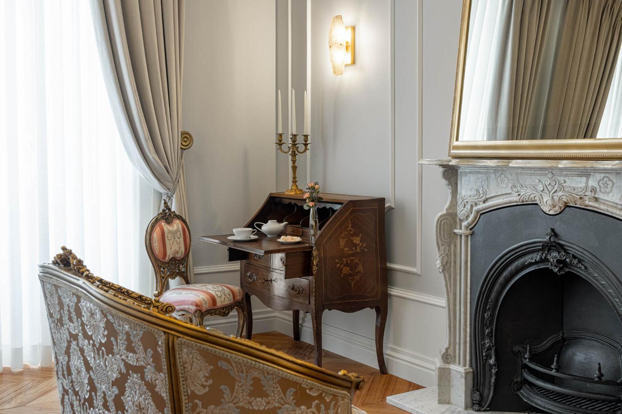 Palace Premium Double Room - Photo 7