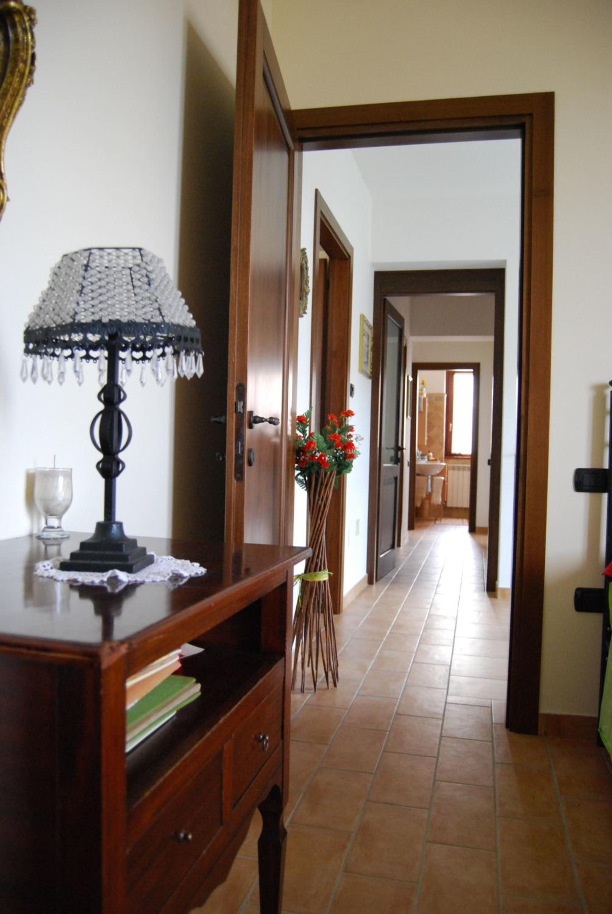 Double Room with Shared Bathroom photo 2