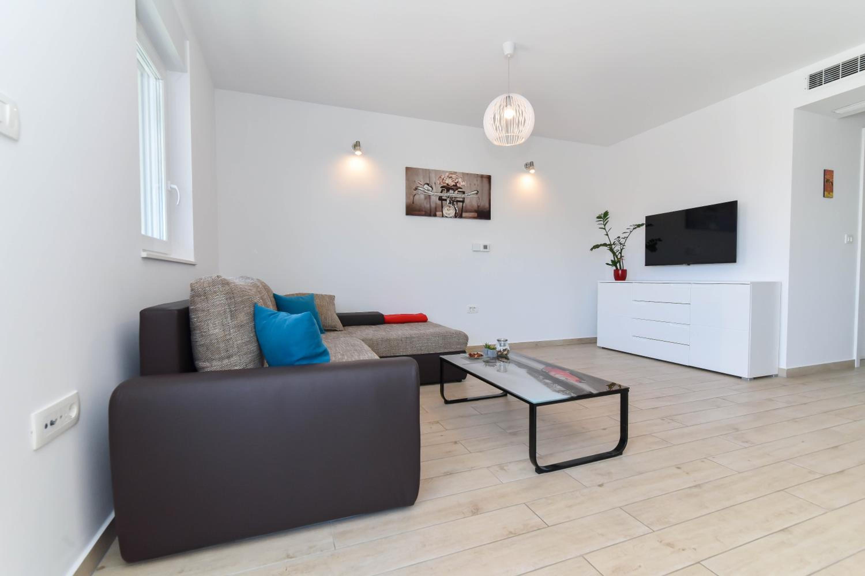 Apartment with Sea View