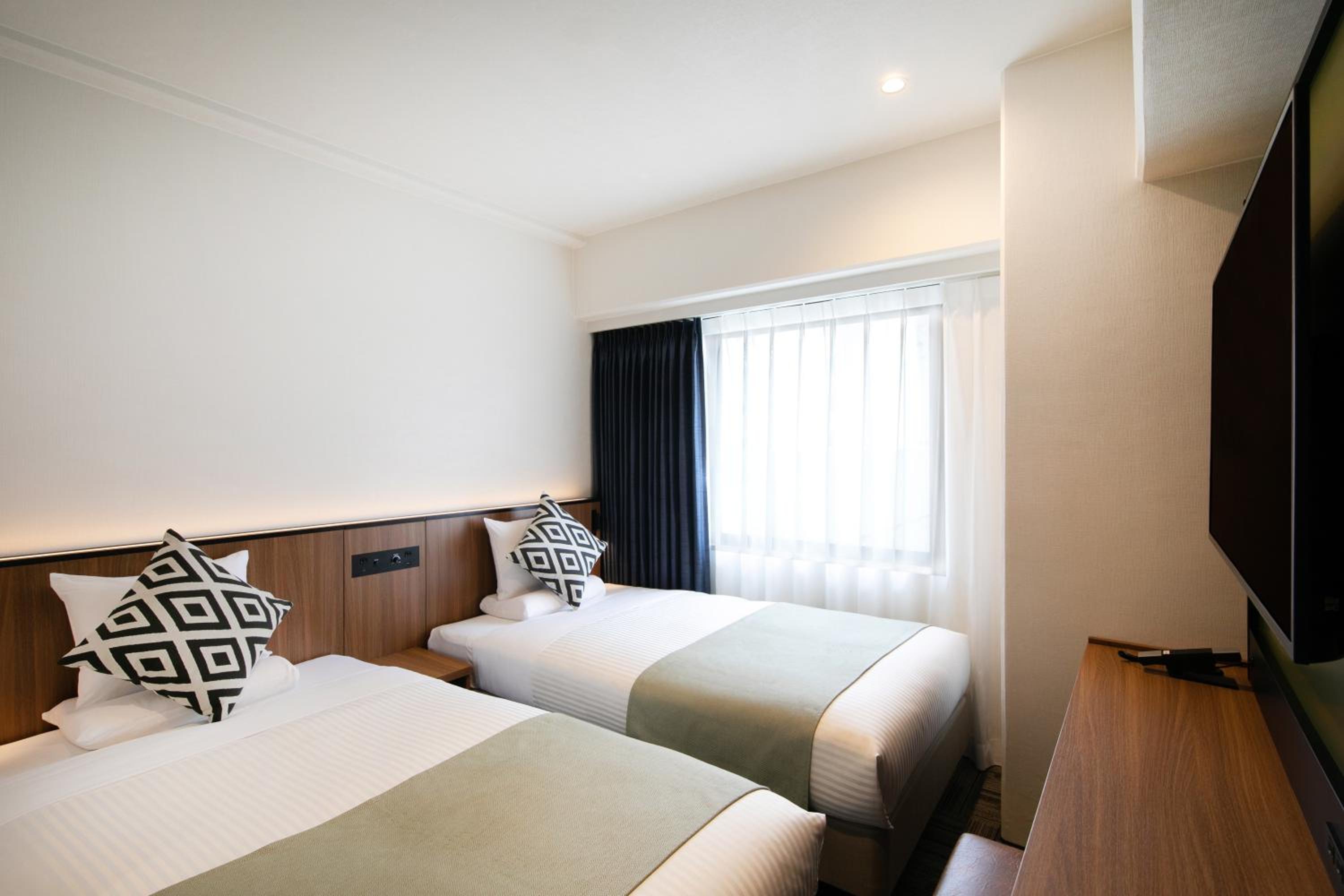 Standard Twin Room - Smoking - No Daily Cleaning