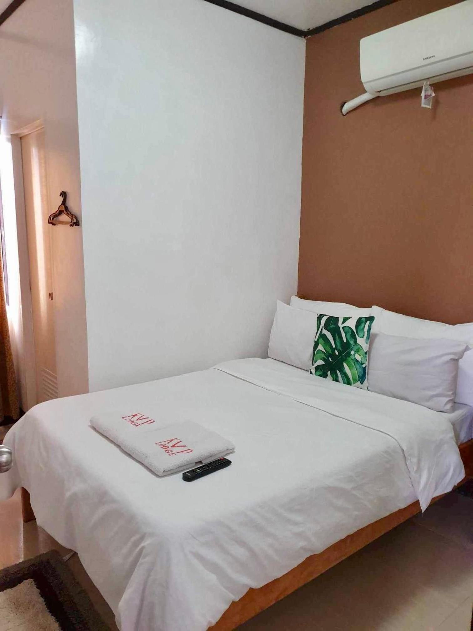 Deluxe Double Room with Balcony - Photo 1