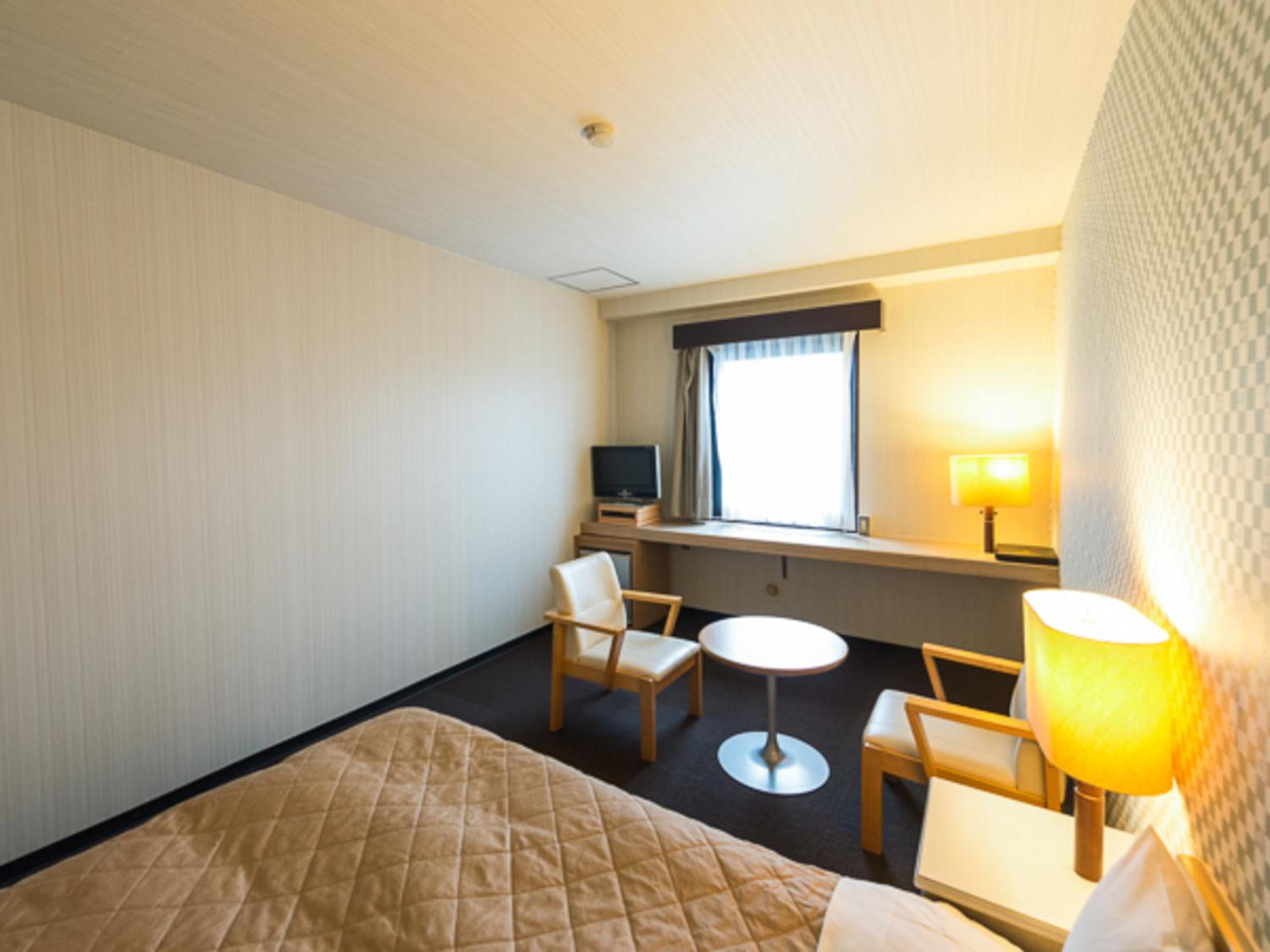 Double Room - Smoking photo 3