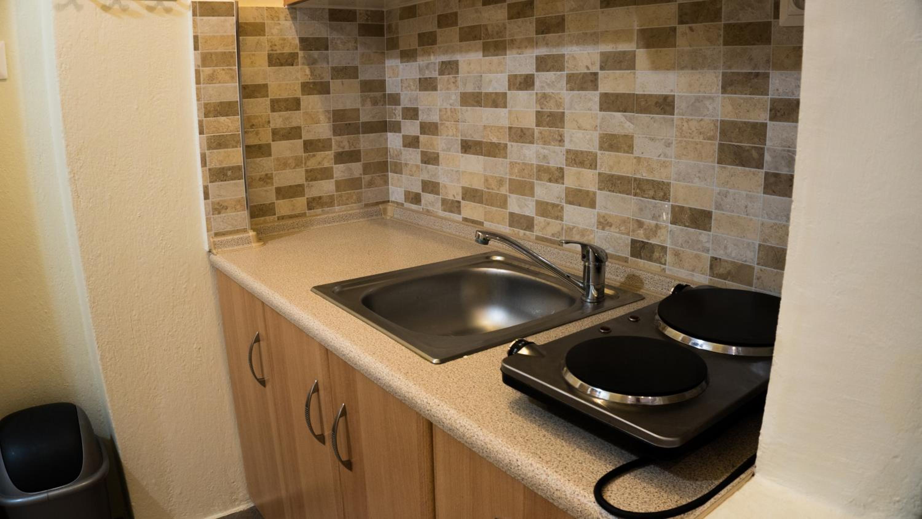 One-Bedroom Apartment (2 Adults) photo 2