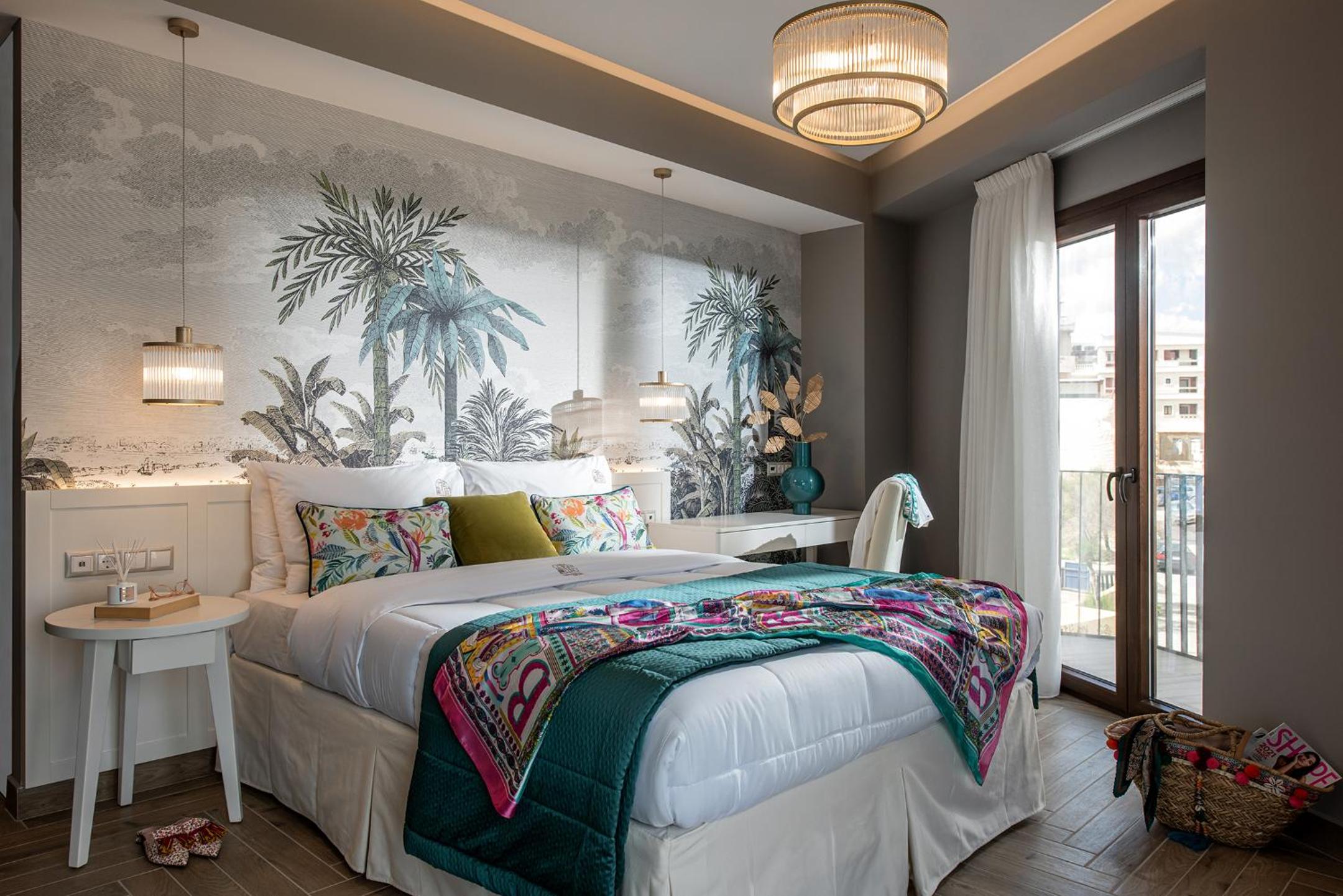 Deluxe Double Room with Balcony and Sea View - Photo 9