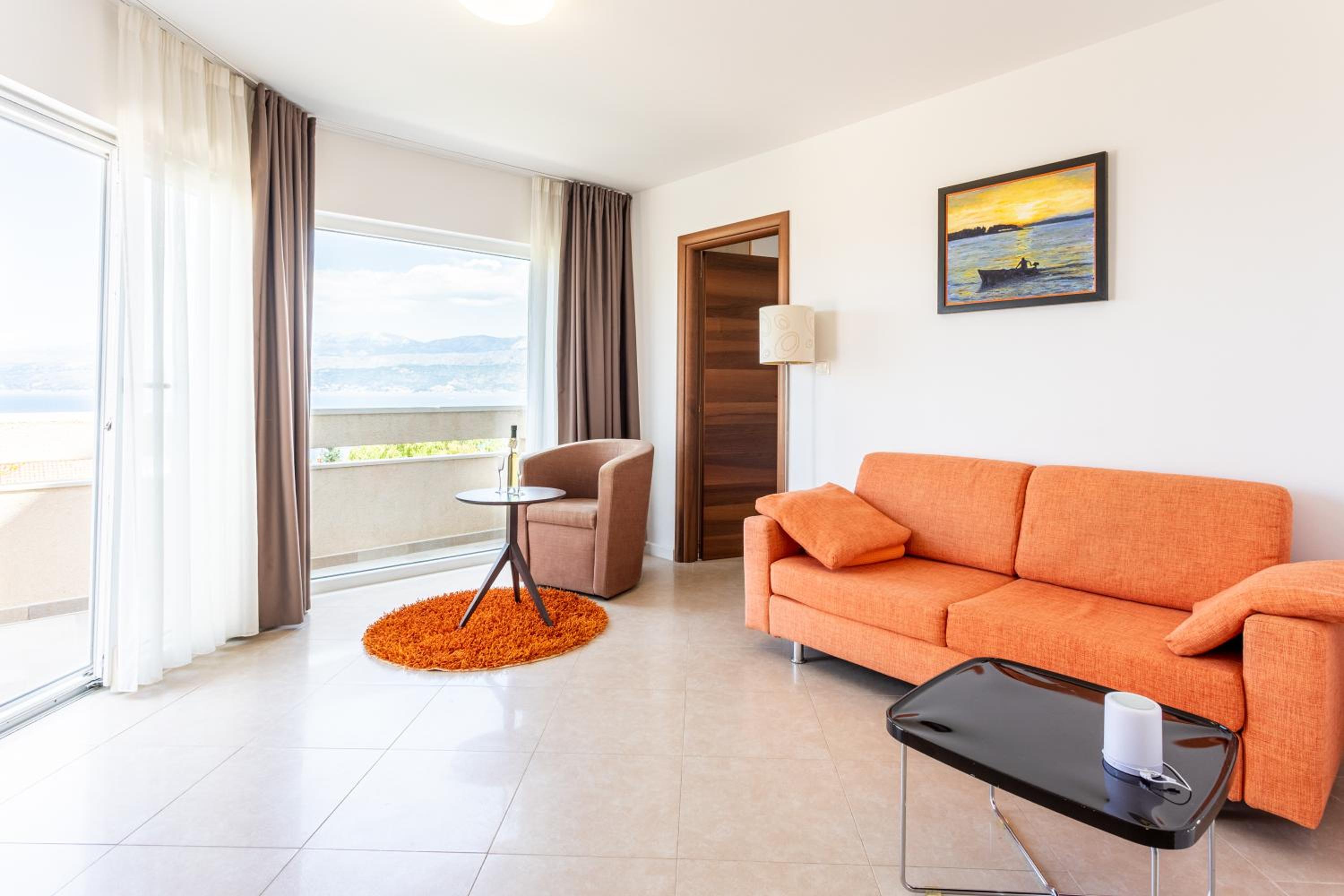 Two-Bedroom Apartment with Sea View photo 1