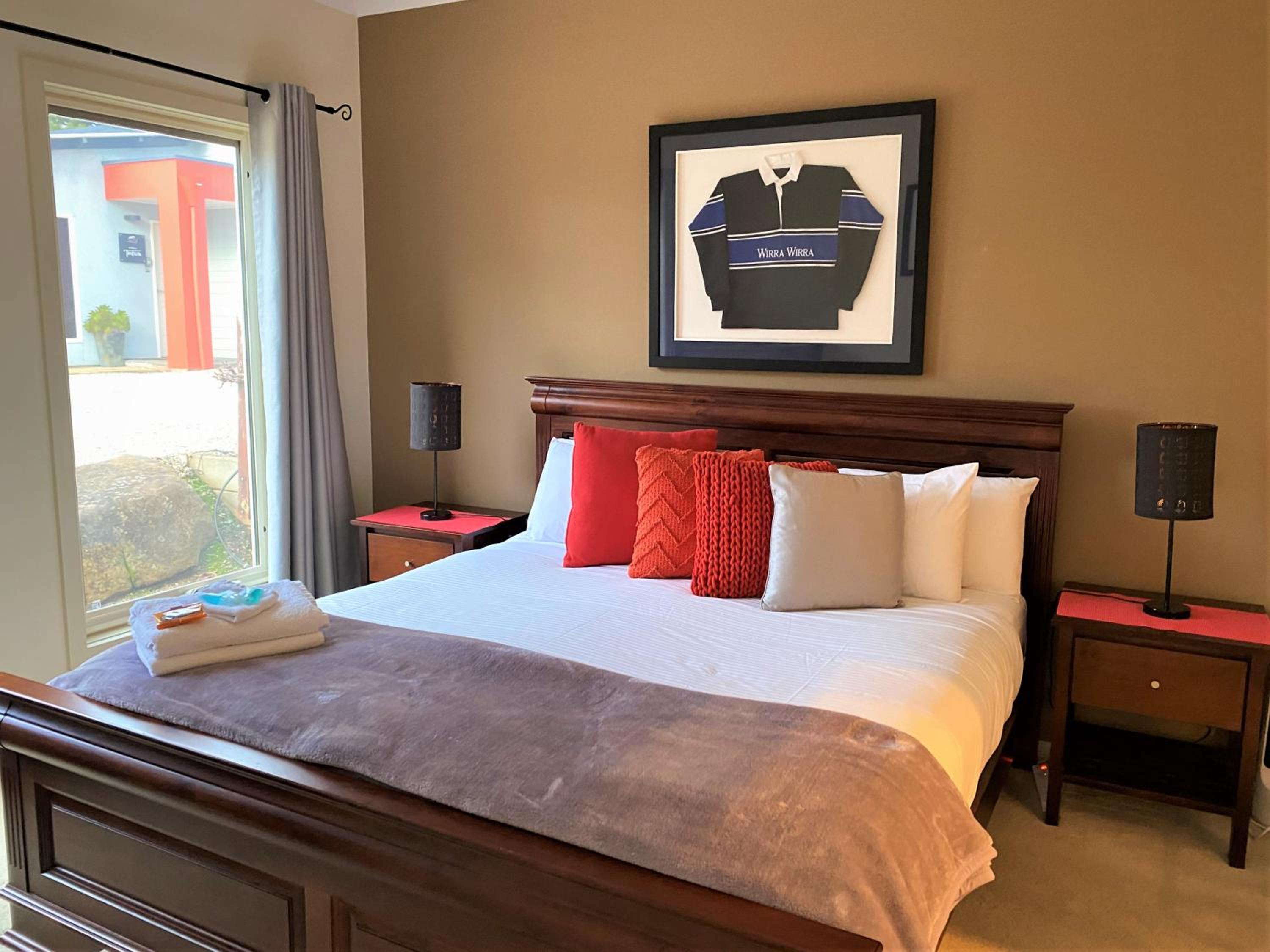 One-Bedroom Villa with Complimentary Bottle of McLaren Vale Red Wine