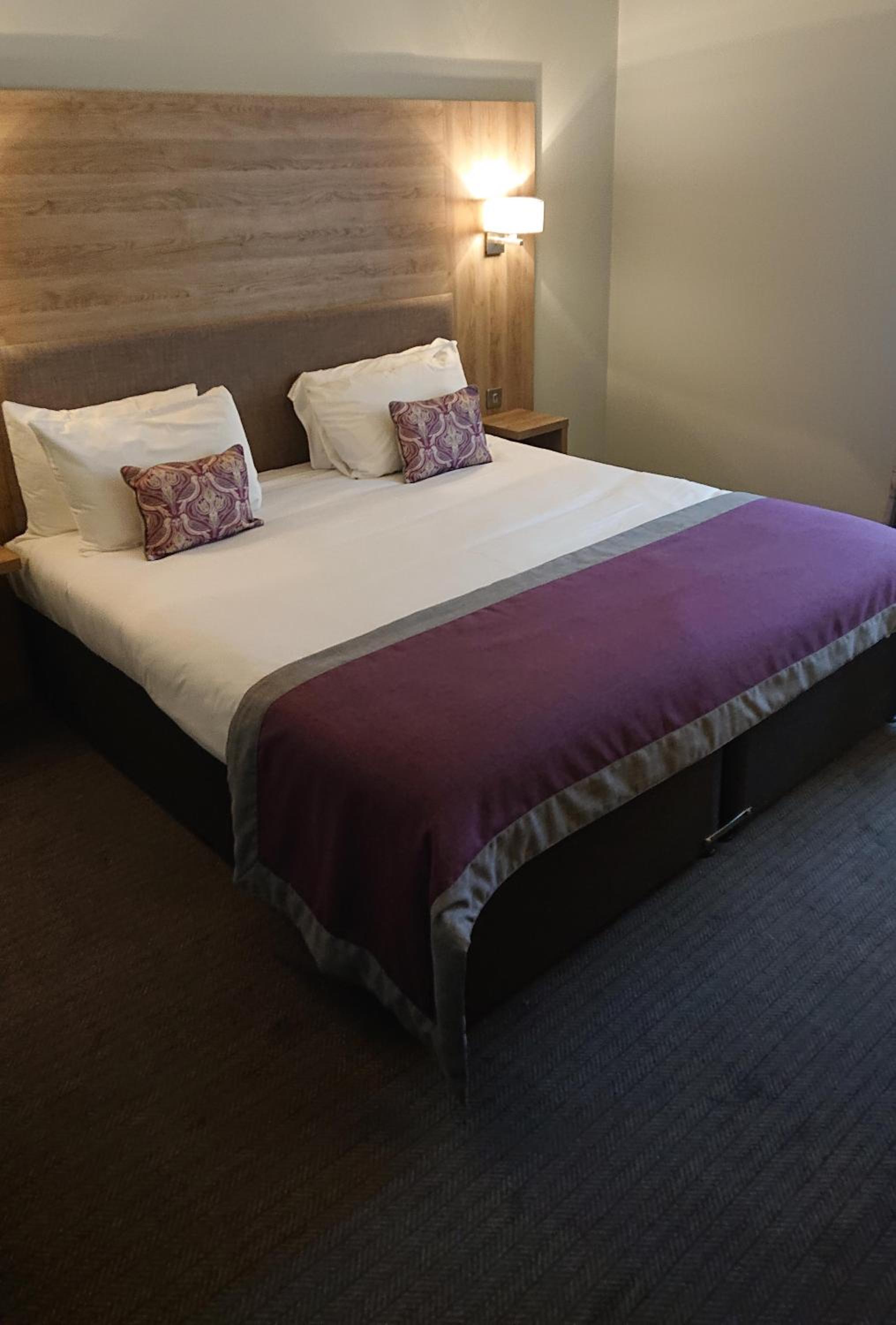 Superior King Room