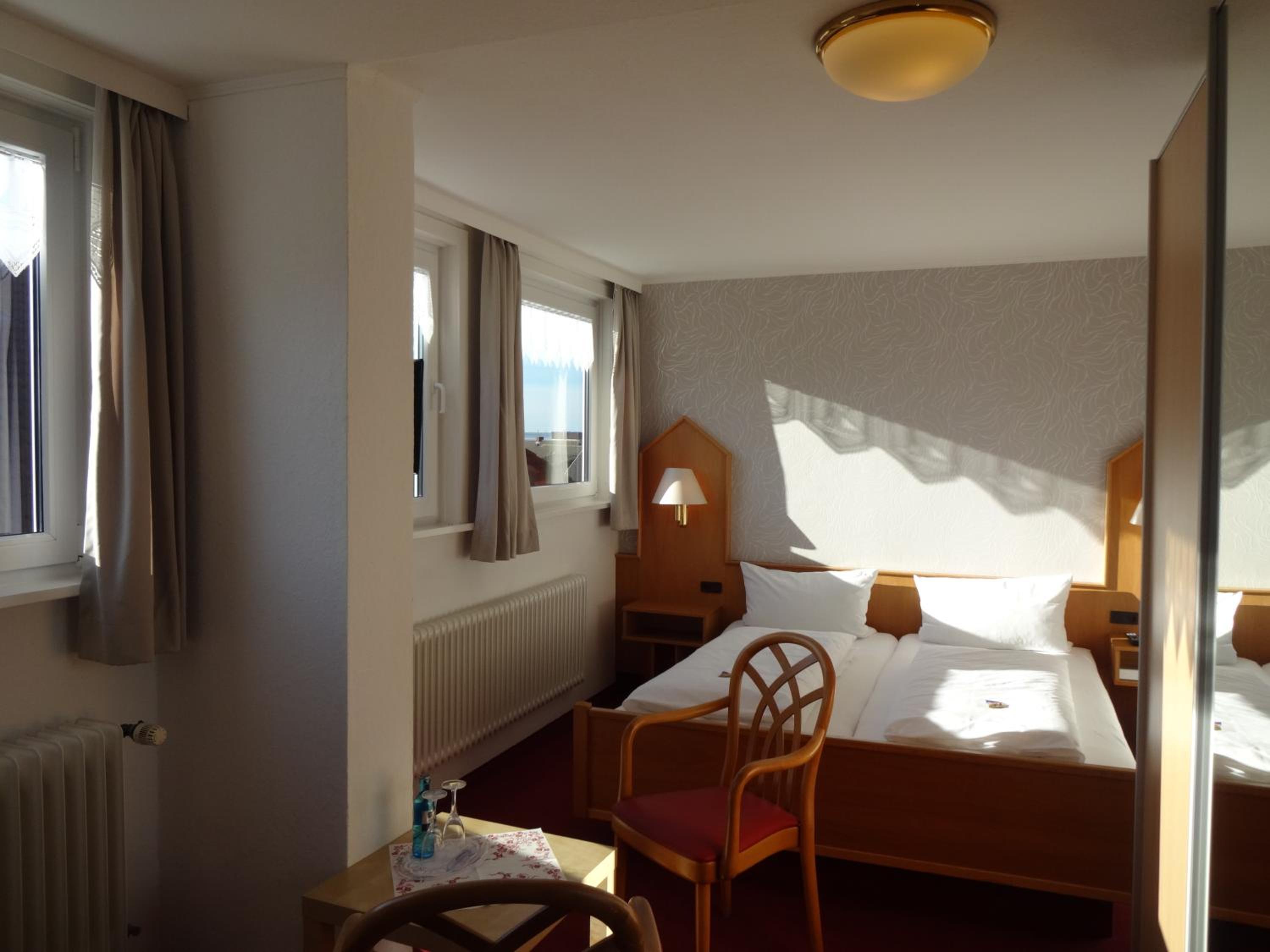 Large Double Room