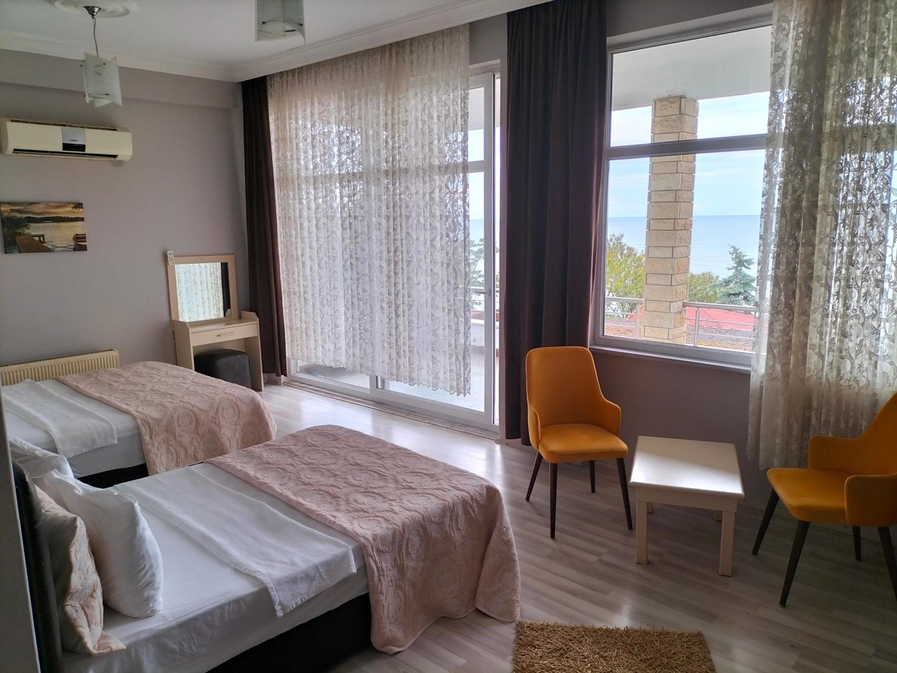 Deluxe Double Room With Sea View photo 1