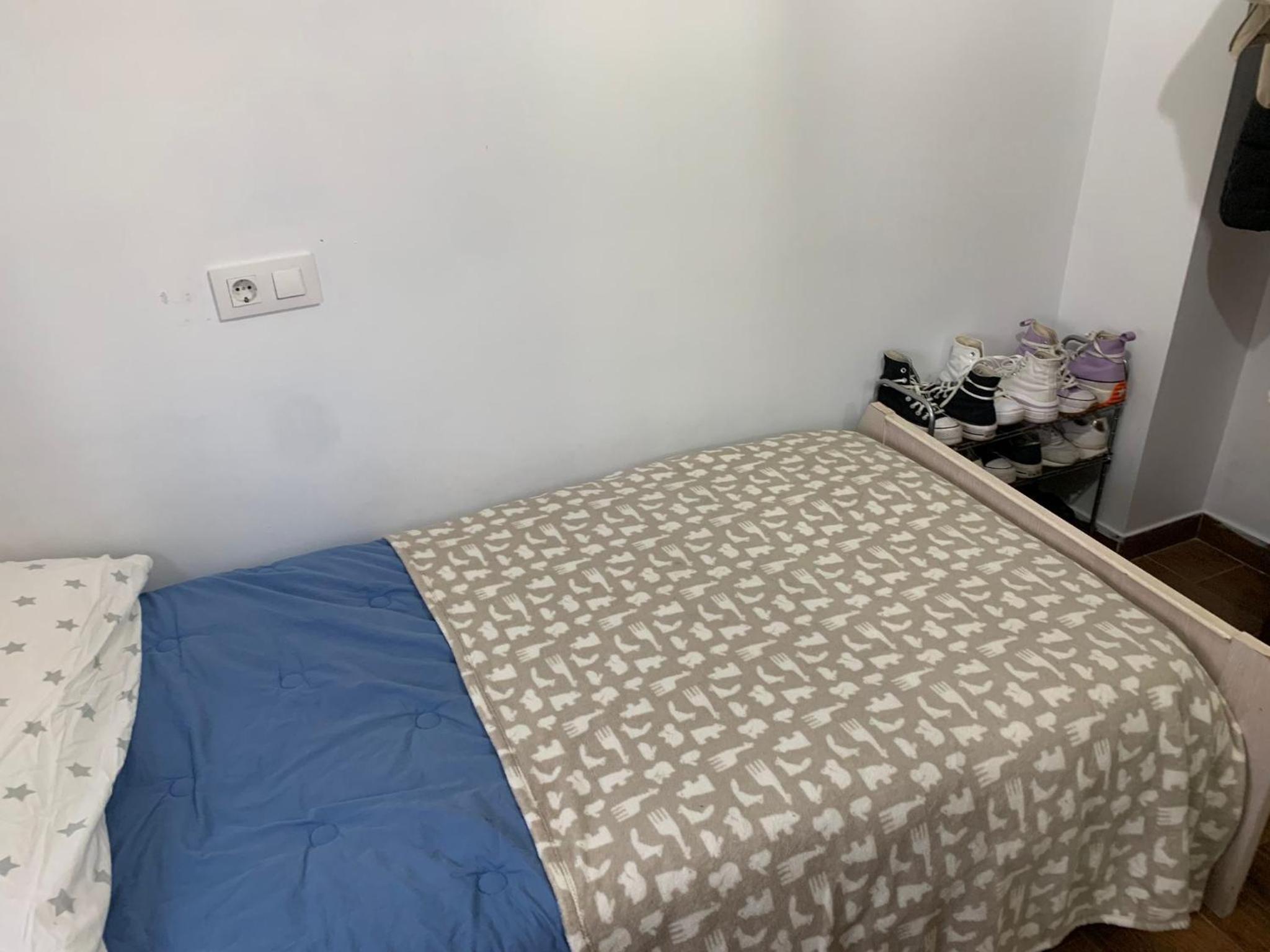 One-Bedroom Apartment photo 3