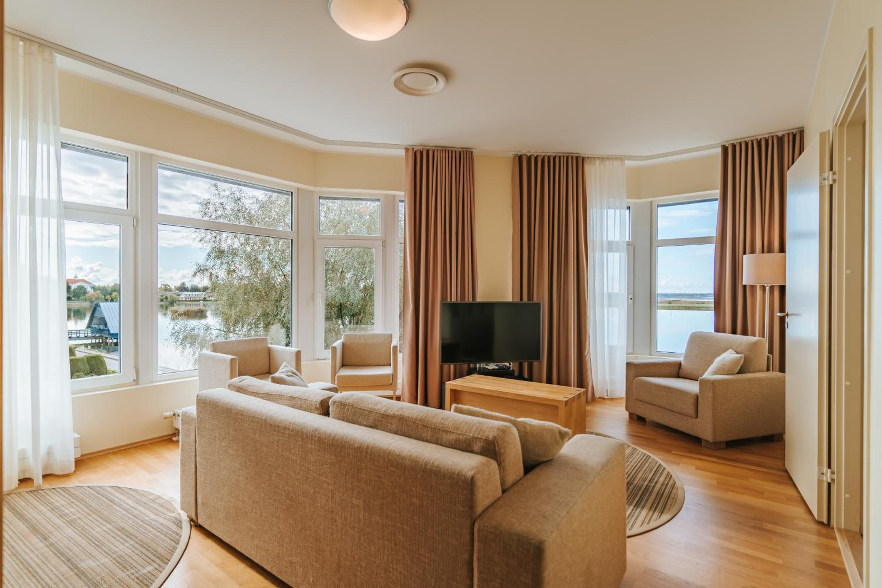 Suite photo 1
