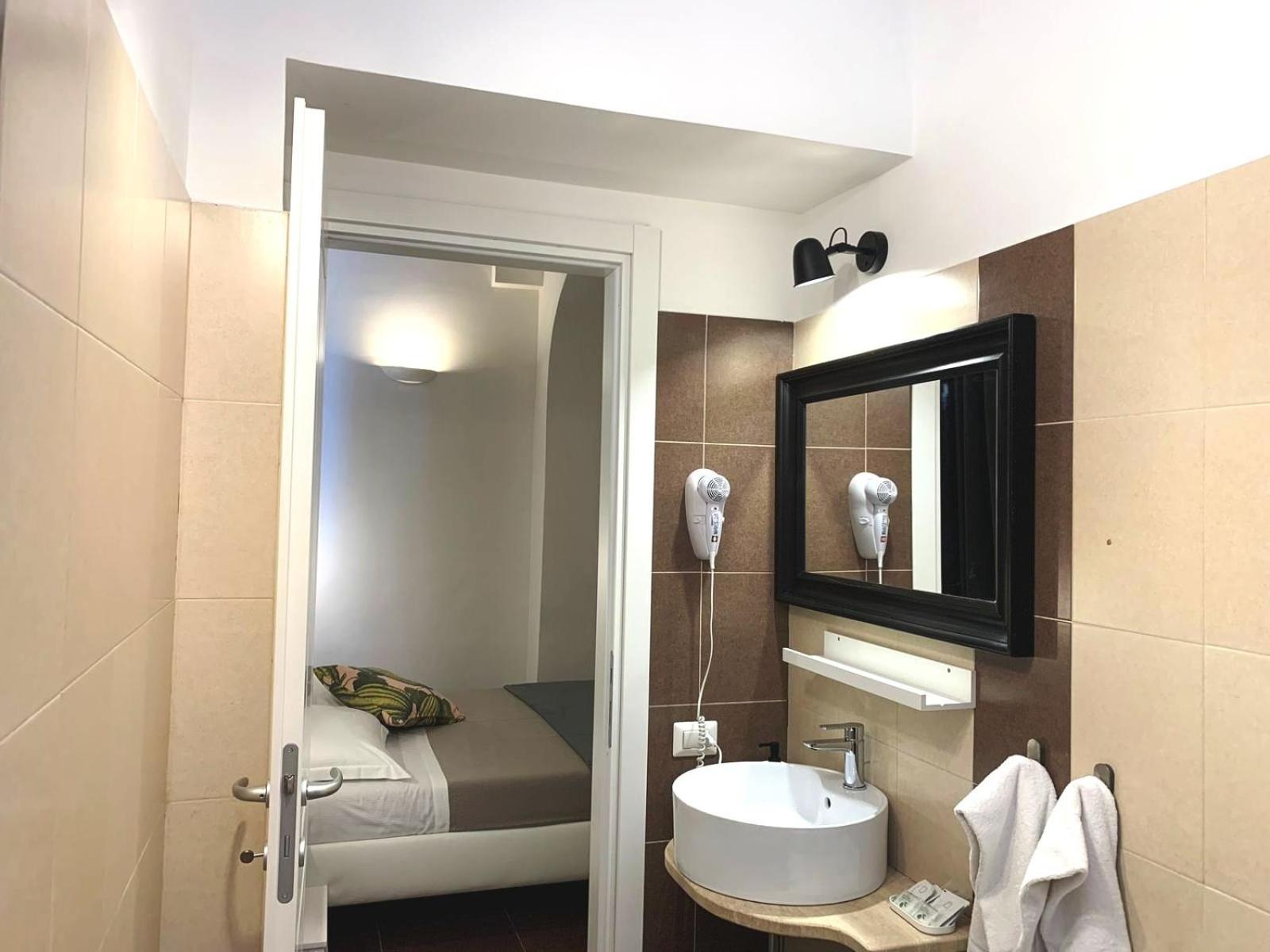 Superior Triple Room photo 3