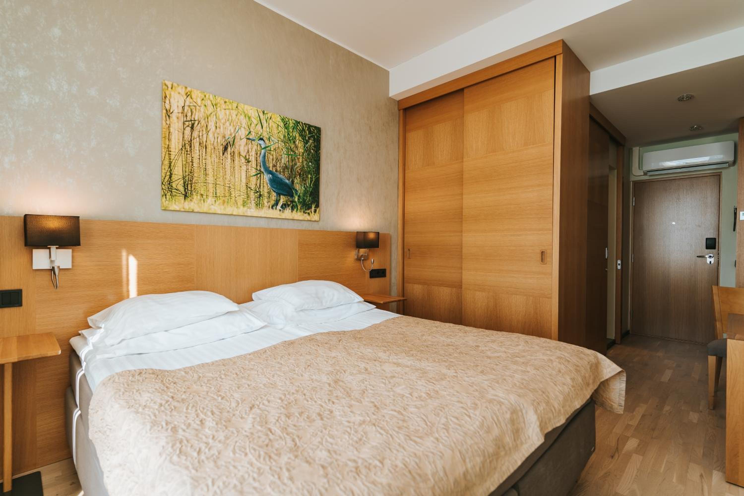 Standard Double or Twin Room photo 2